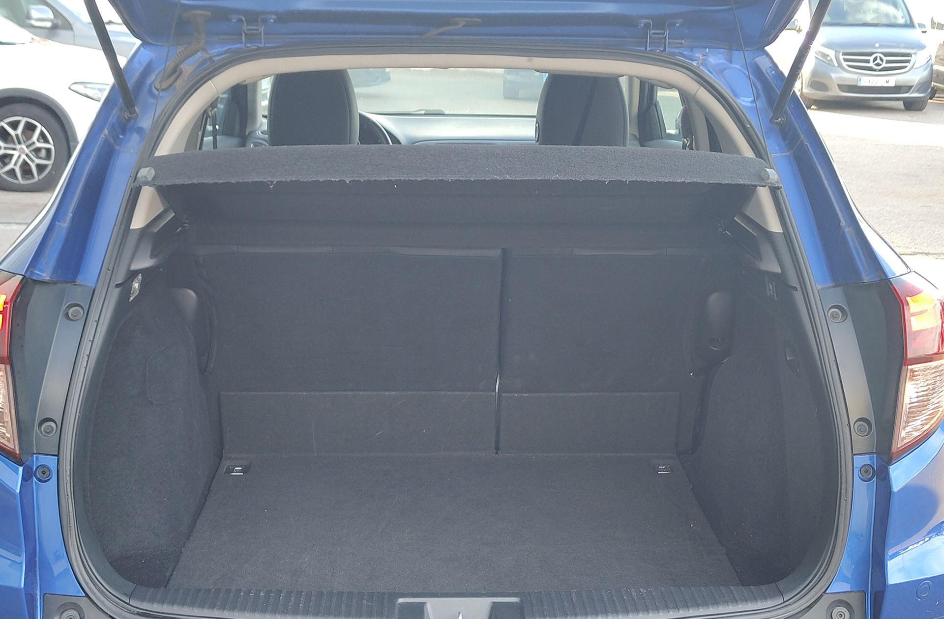 Honda HR-V 1.6 i-DTEC Executive - foto 18