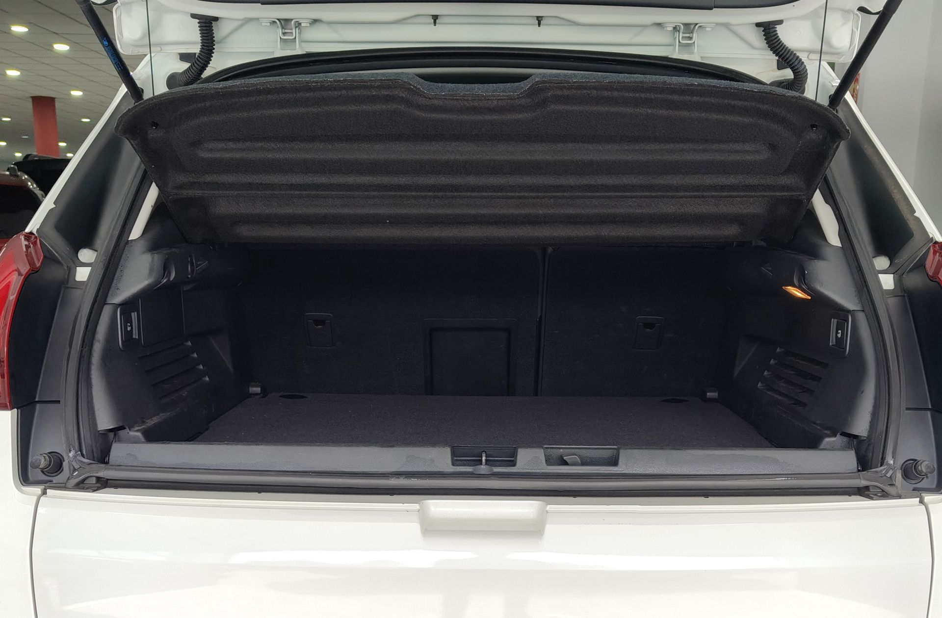 Peugeot 3008 1.2 PureTech Style - foto 12