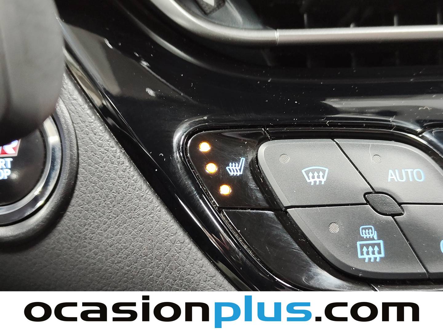 Equipamiento del Toyota C-HR Toyota C-HR 180H GR Sport (184 CV)