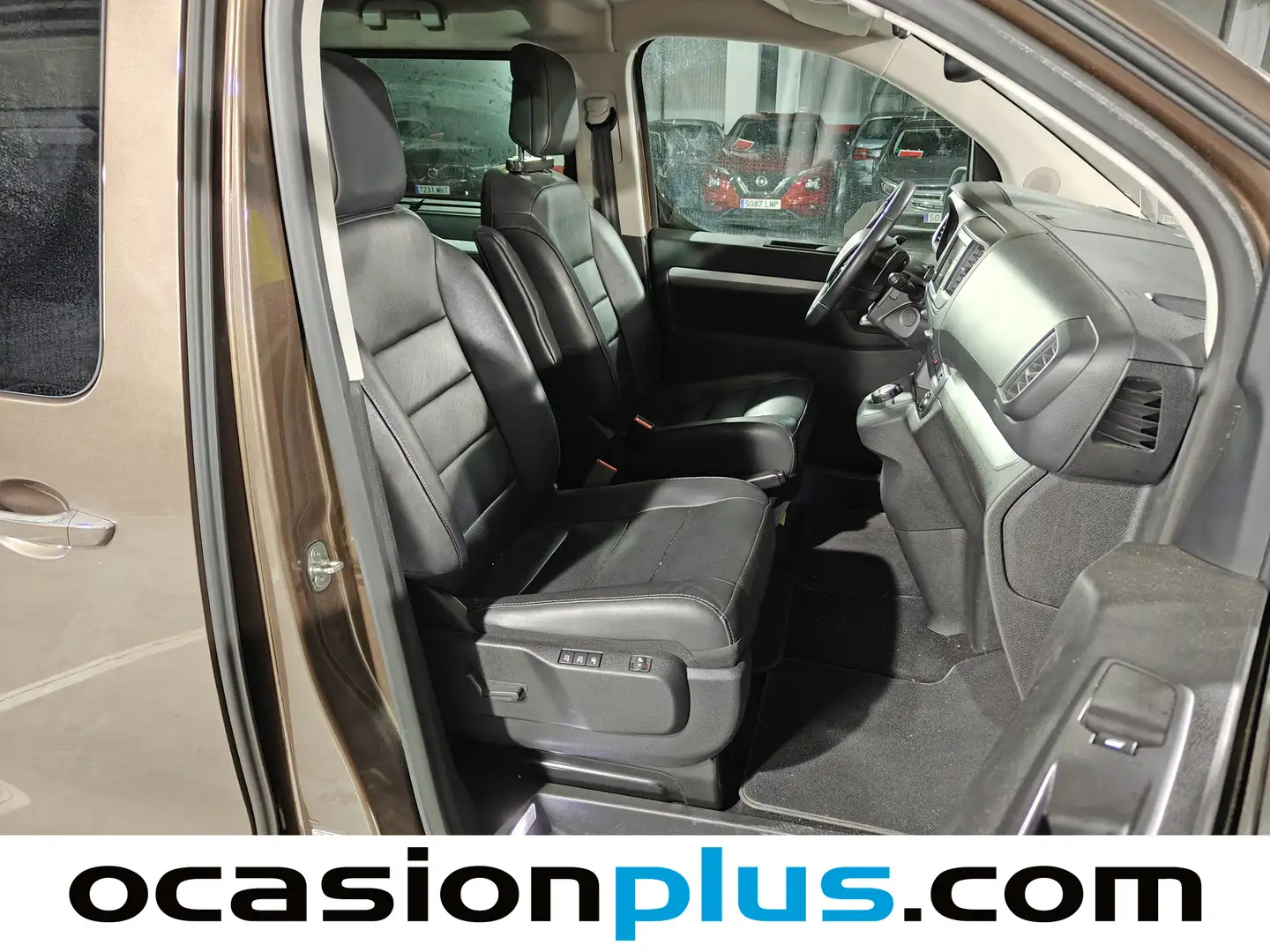 Foto Peugeot Traveller Peugeot Traveller 2.0 BlueHDi Allure 128KW Standard EAT6 (180 CV) 8 Plazas