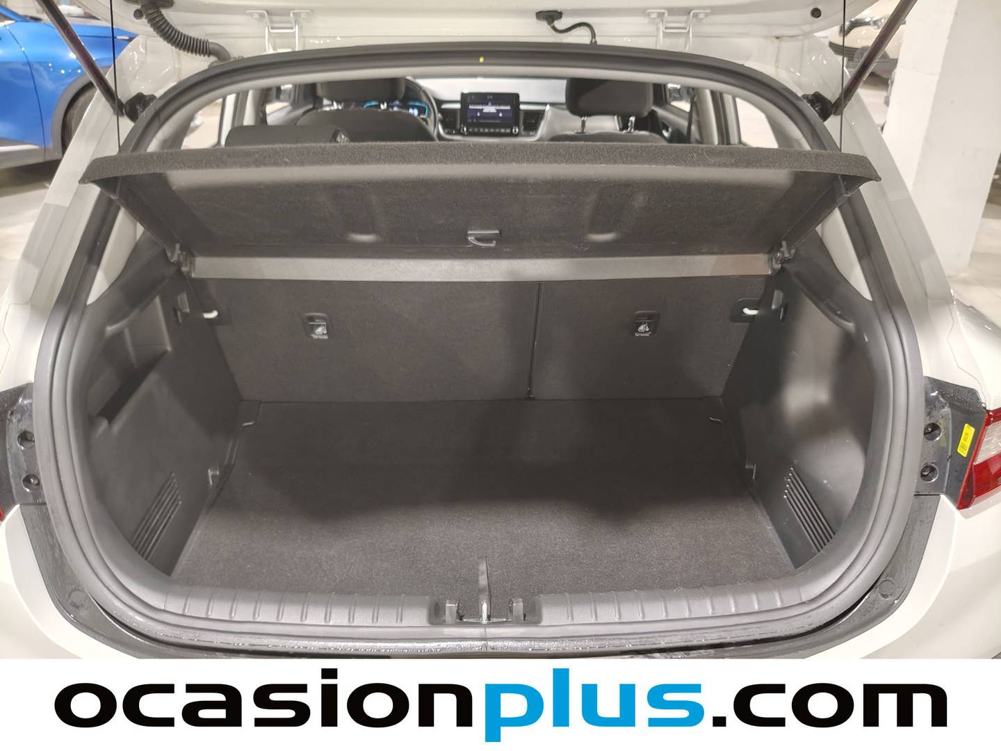 Fotos maletero KIA Stonic KIA Stonic 1.0 T-GDi MHEV MT Concept (100 CV)