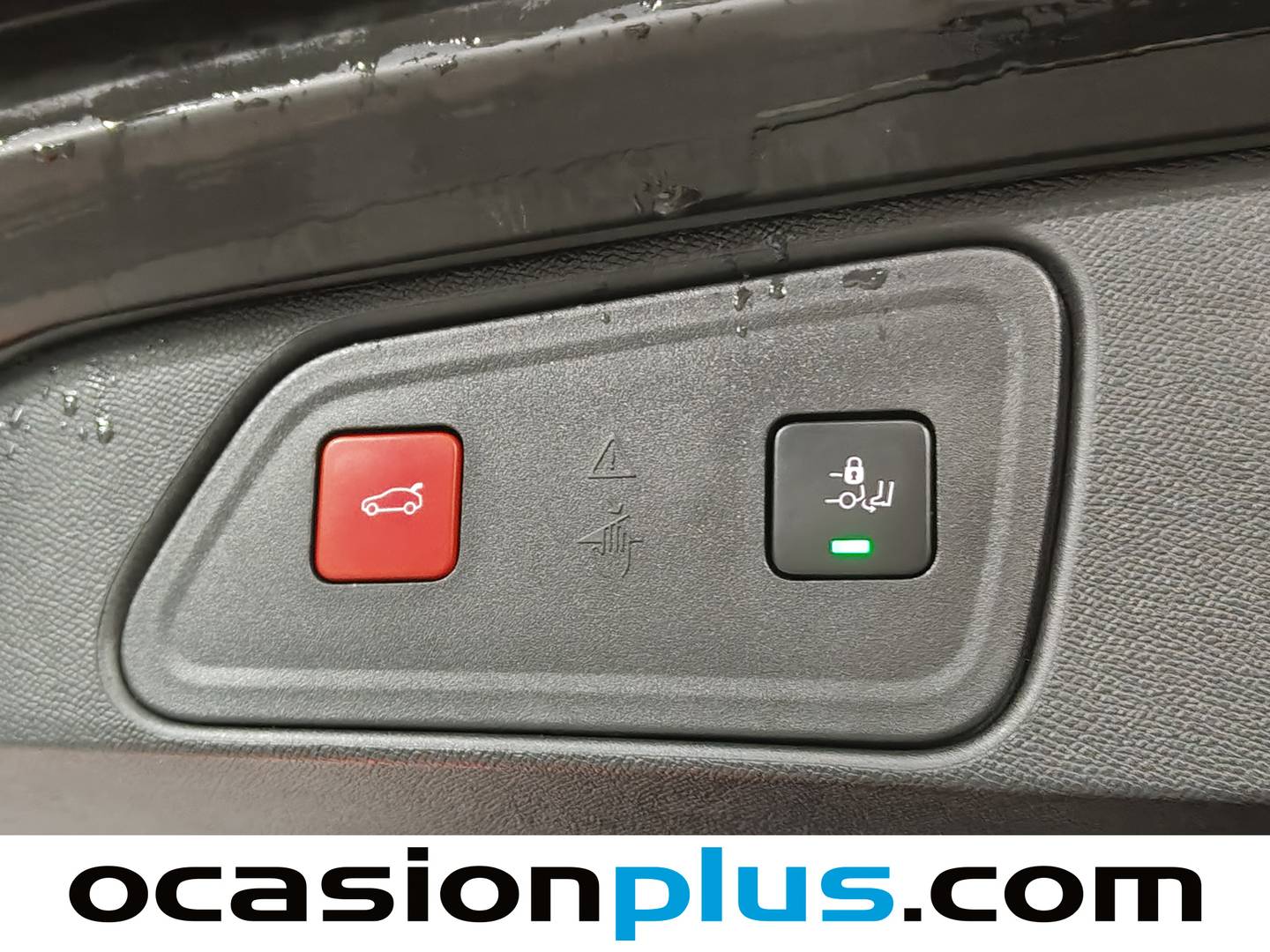 Foto Peugeot 3008 Peugeot 3008 PureTech 130 S&S GT EAT8  (130 CV)