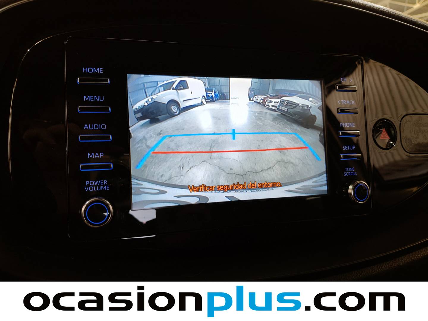 Equipamiento del Toyota Aygo Toyota Aygo 1.0 70 x-play  (72 CV)
