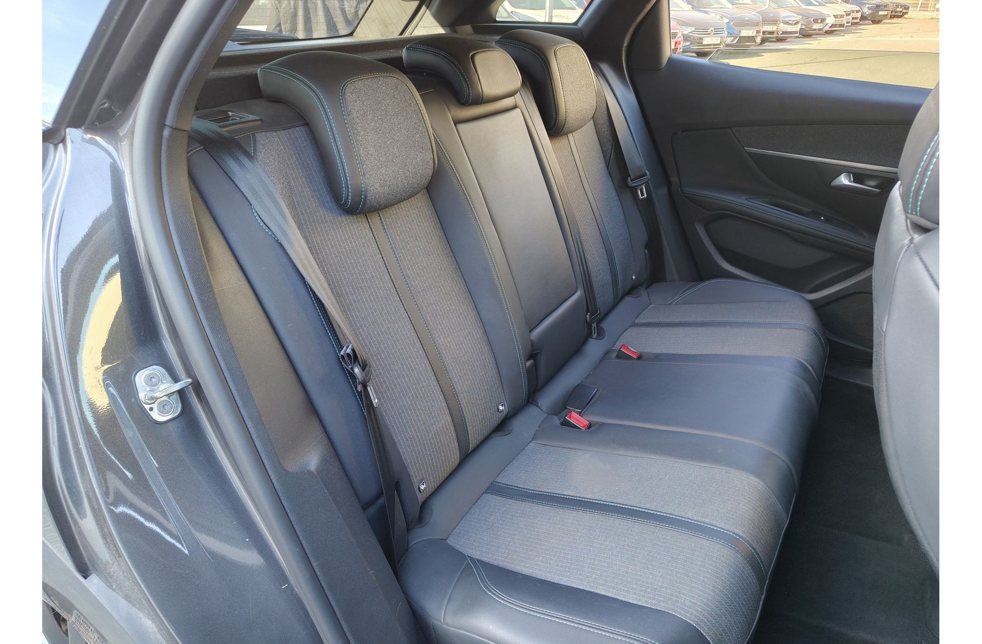Peugeot 3008 PureTech 130 Allure Pack - foto 20