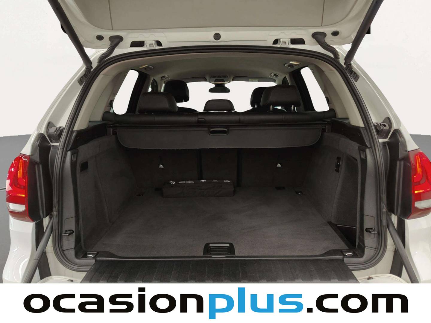 Fotos maletero BMW X5 BMW X5 xDrive25d (231 CV)