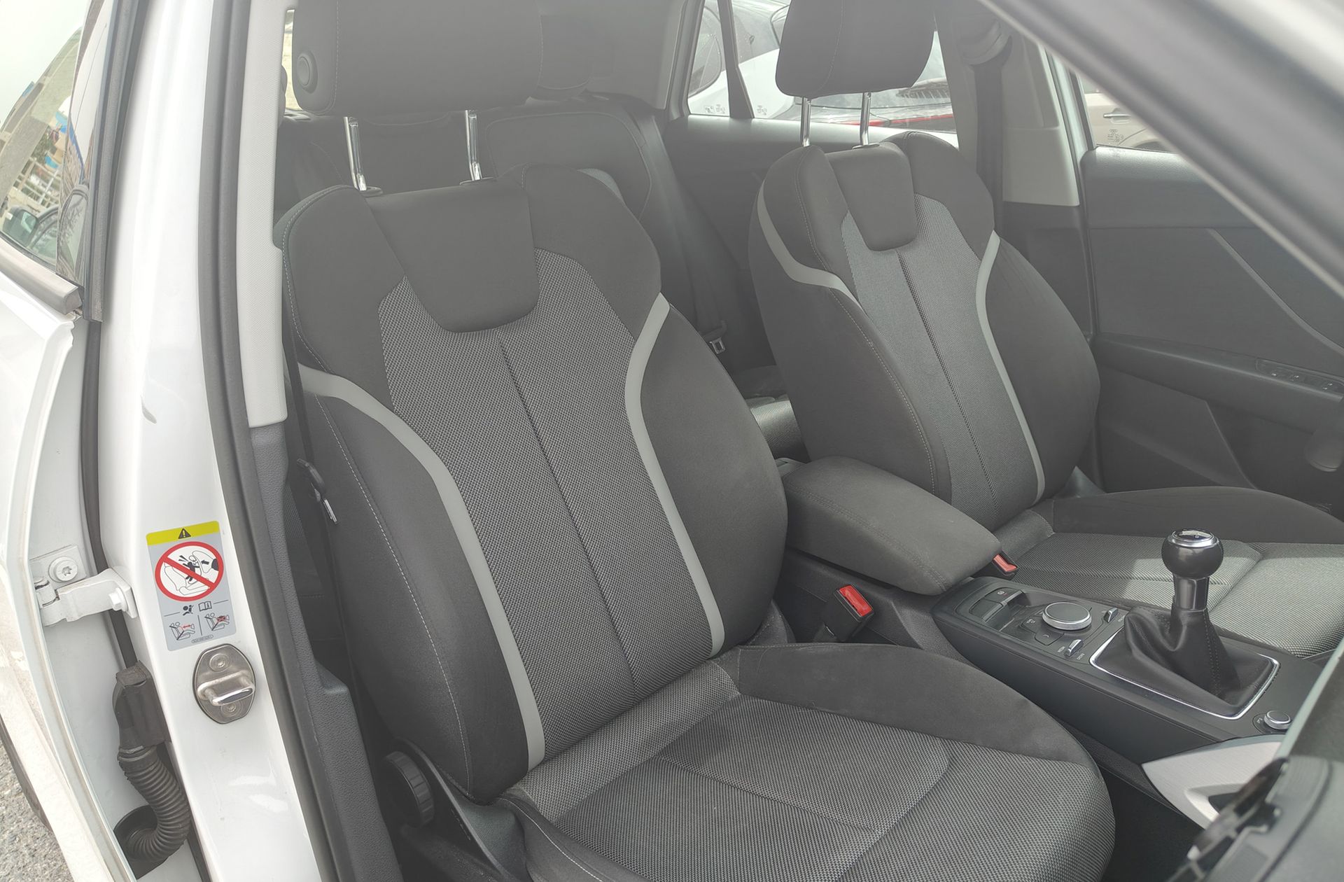 Audi Q2 sport 30 TDI - foto 16