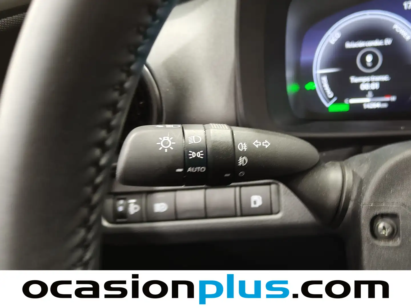 Foto Toyota C-HR Toyota C-HR 140H Advance (140 CV)