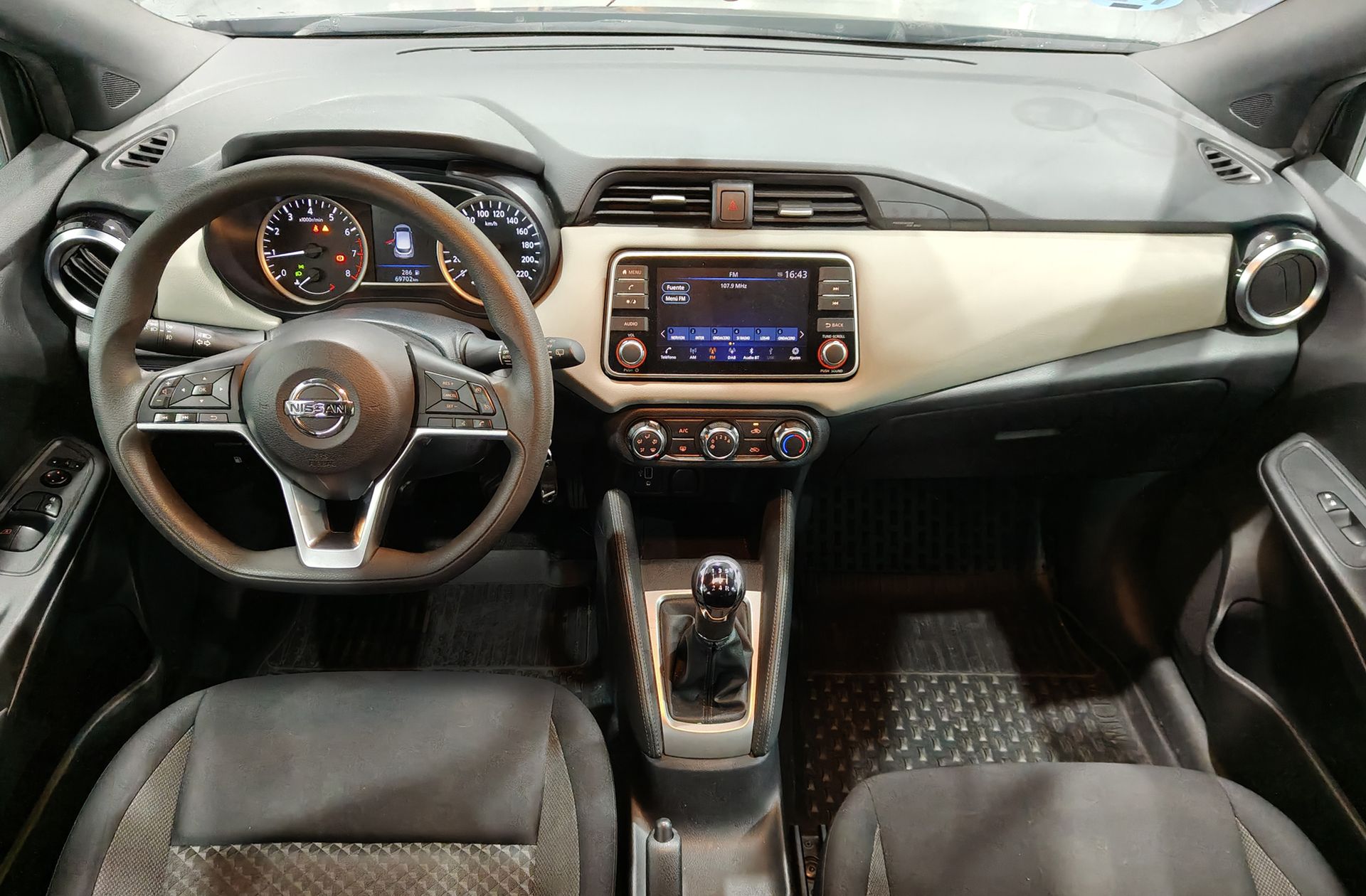 Nissan Micra IG-T 92 Kiiro - foto 6