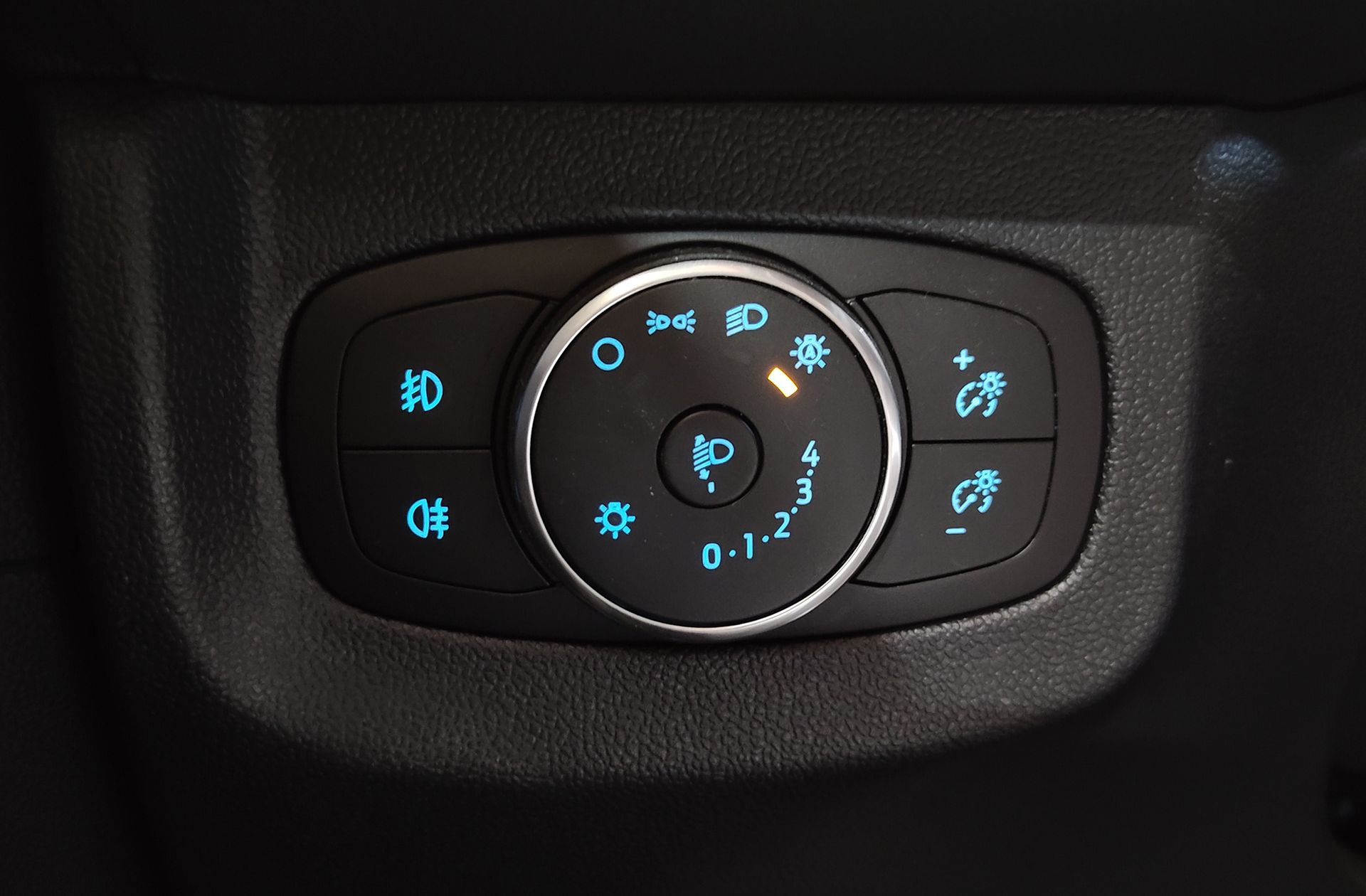 Ford Transit Furgon 1.5 EcoBlue Trend - foto 9