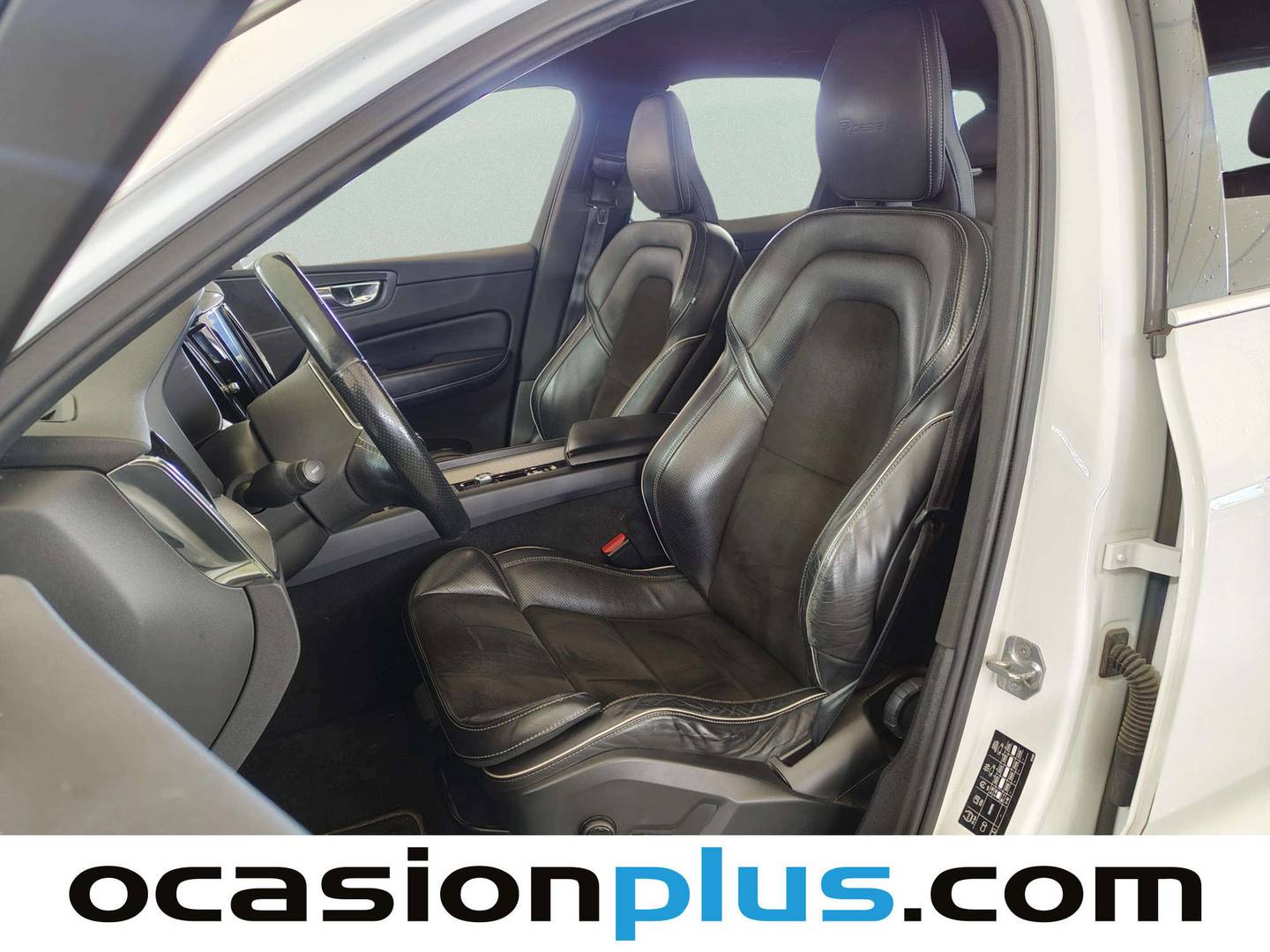 Foto asientos delanteros Volvo XC60 Volvo XC60 D3 R-Design (150 CV)