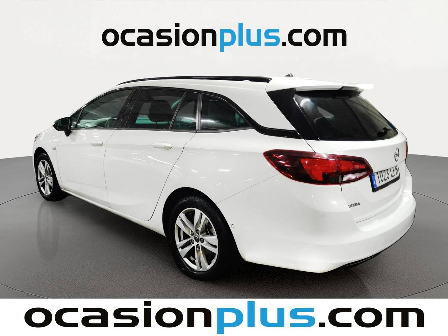 Foto trasera Opel Astra Opel Astra Sports Tourer 1.2 Turbo SHL GS Line (110 CV) izquierda
