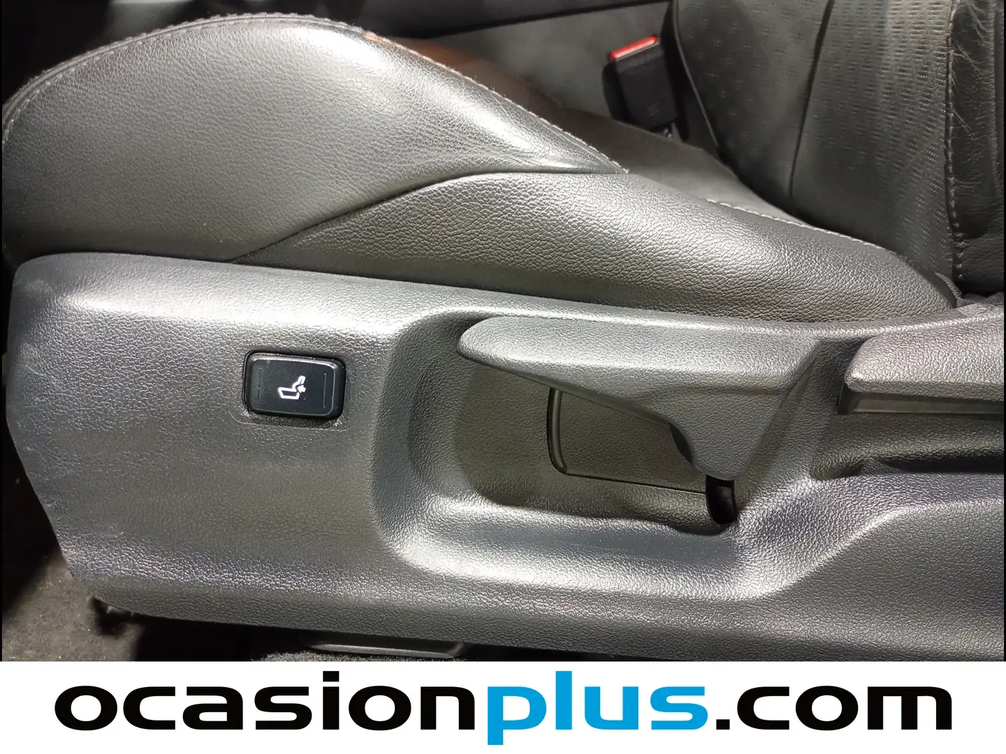 Foto Toyota C-HR Toyota C-HR 1.8 125H Dynamic Plus (122 CV)