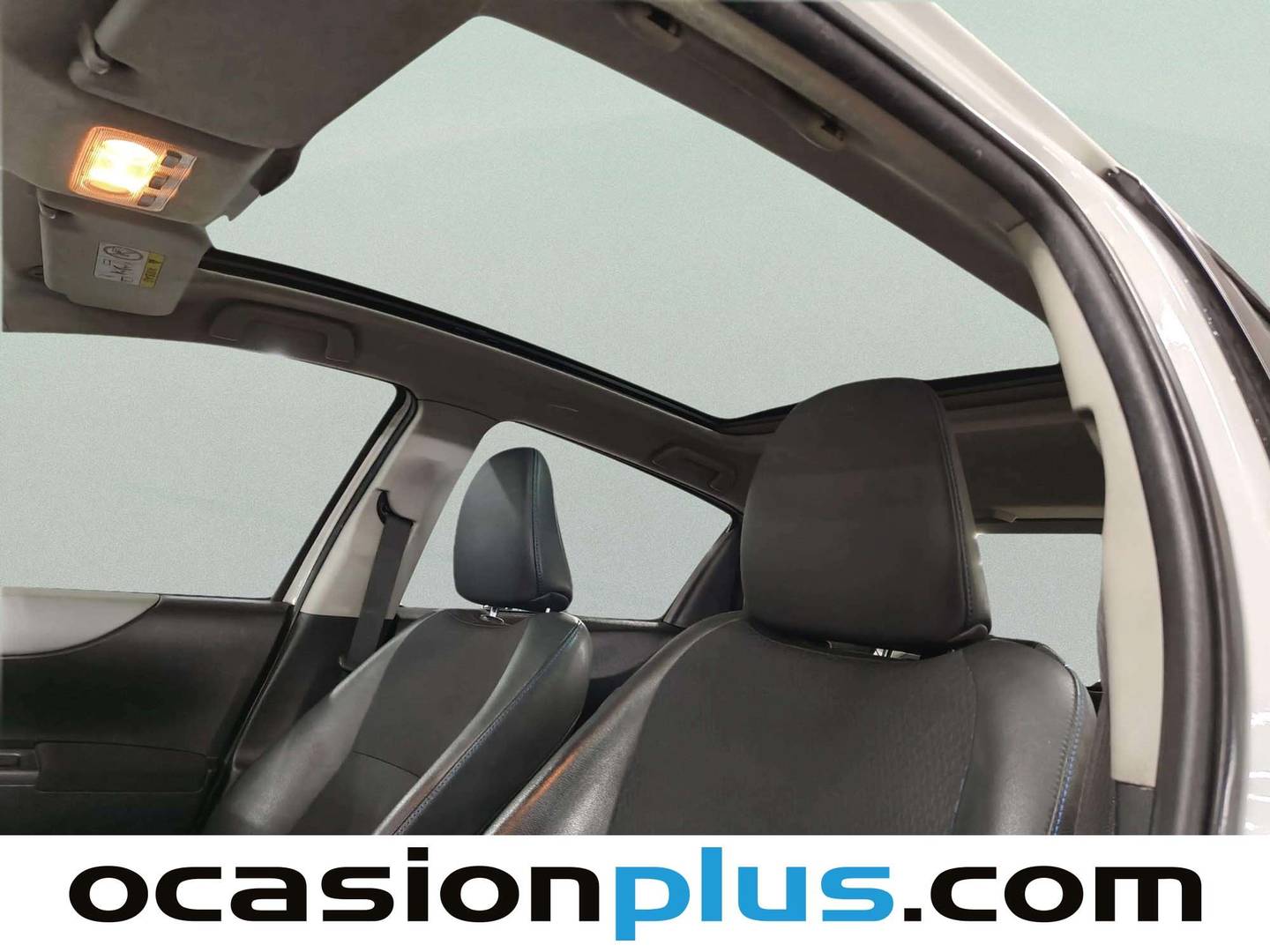 Extras y acabados del Toyota Yaris Toyota Yaris 1.5 Hybrid Advance (100 CV)