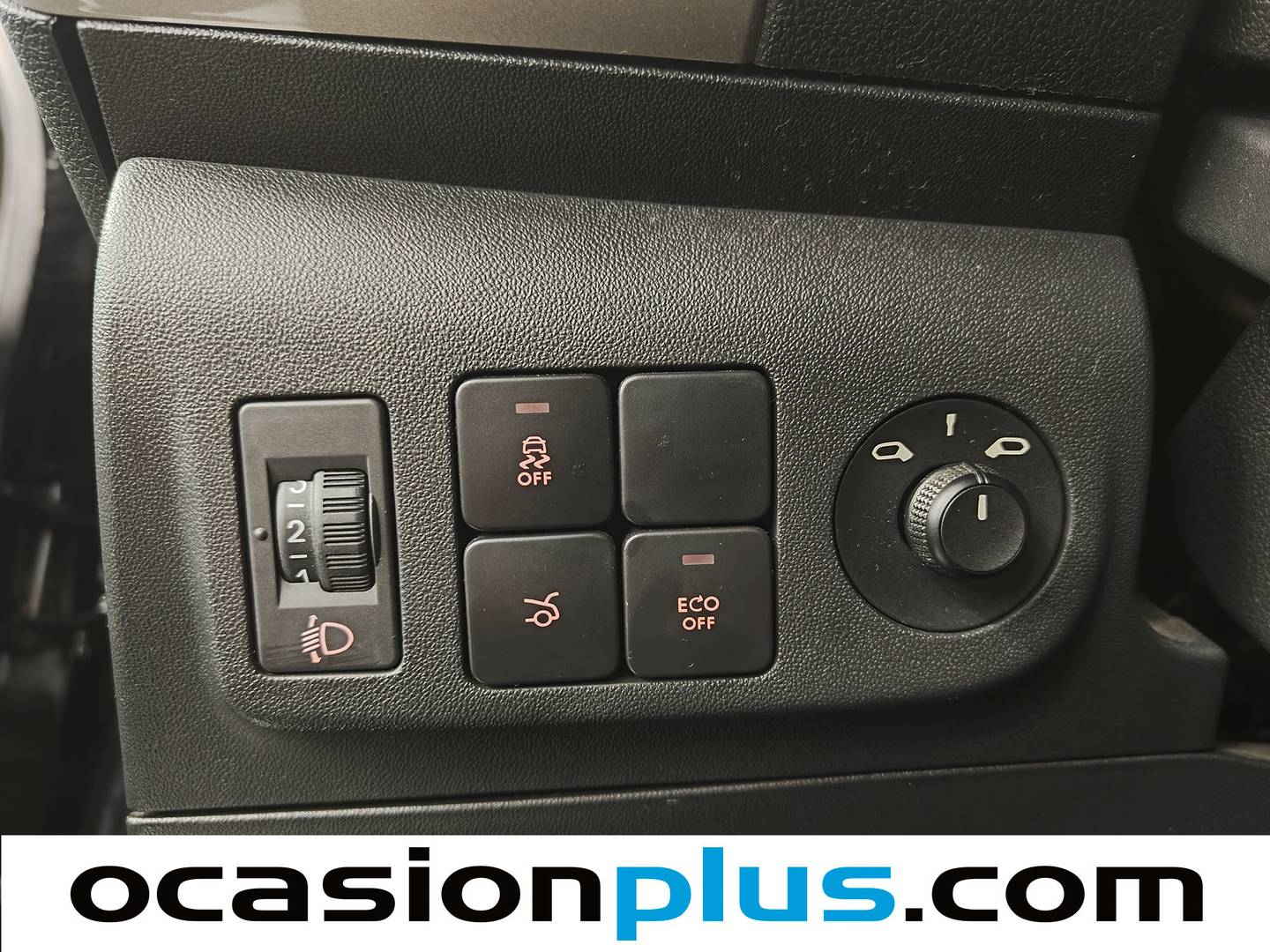 Foto Citroën C-Elysée Citroen C-Elysee BlueHDi 100 Shine (102 CV)