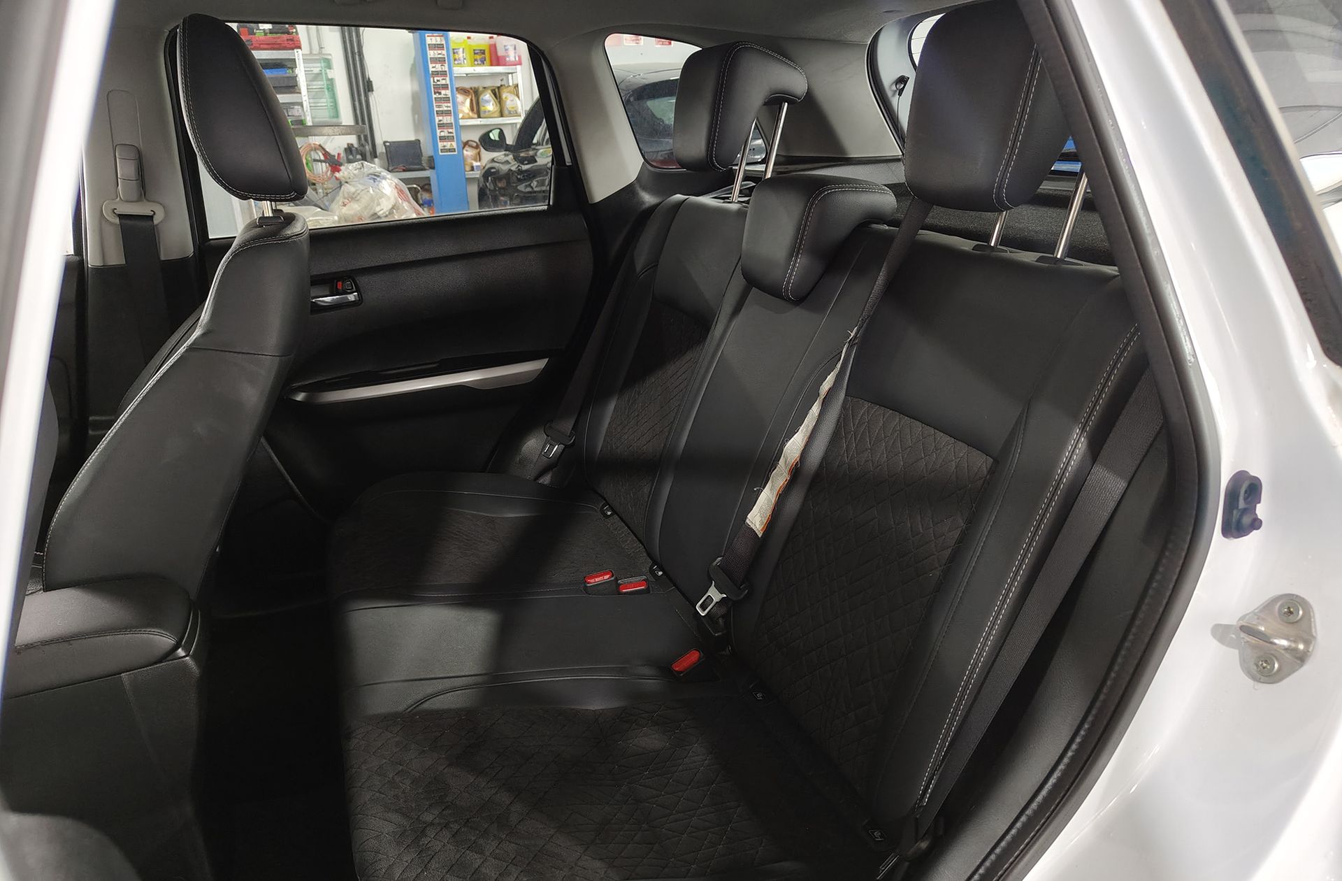 Suzuki Vitara 1.5 Hybrid GLX Strong 4WD - foto 16