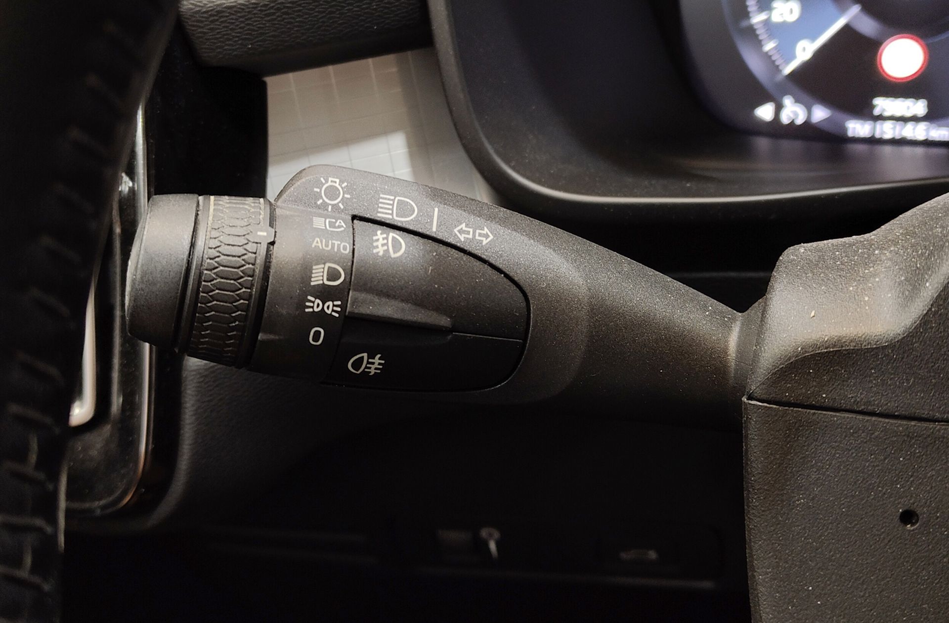 Volvo XC40 D3 Momentum AWD - foto 26