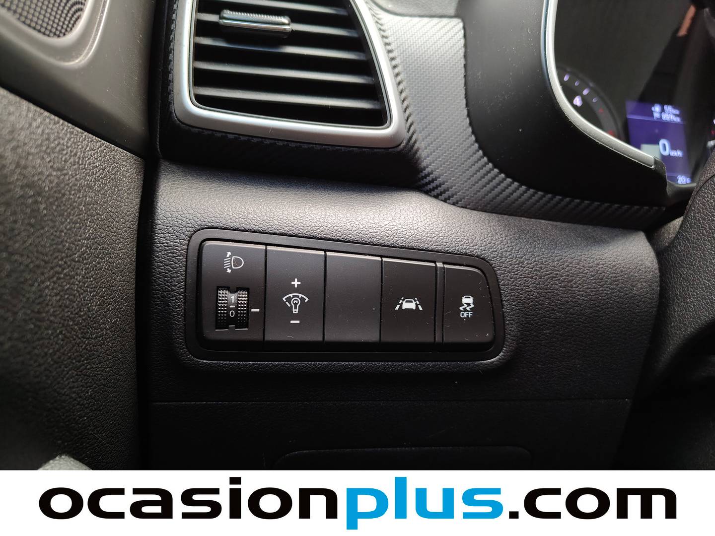 Acabados Hyundai Tucson Hyundai Tucson 1.6 CRDI 48V SLE 4x2 (116 CV)