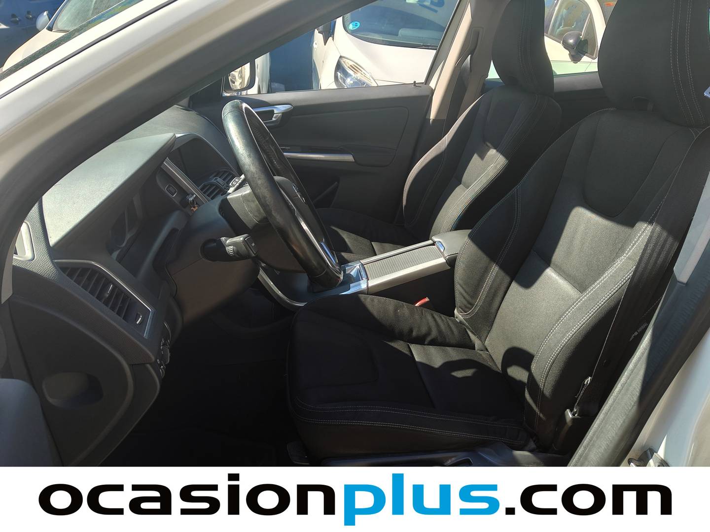 Foto Volvo XC60 Volvo XC60 D3 Kinetic Auto (136 CV)