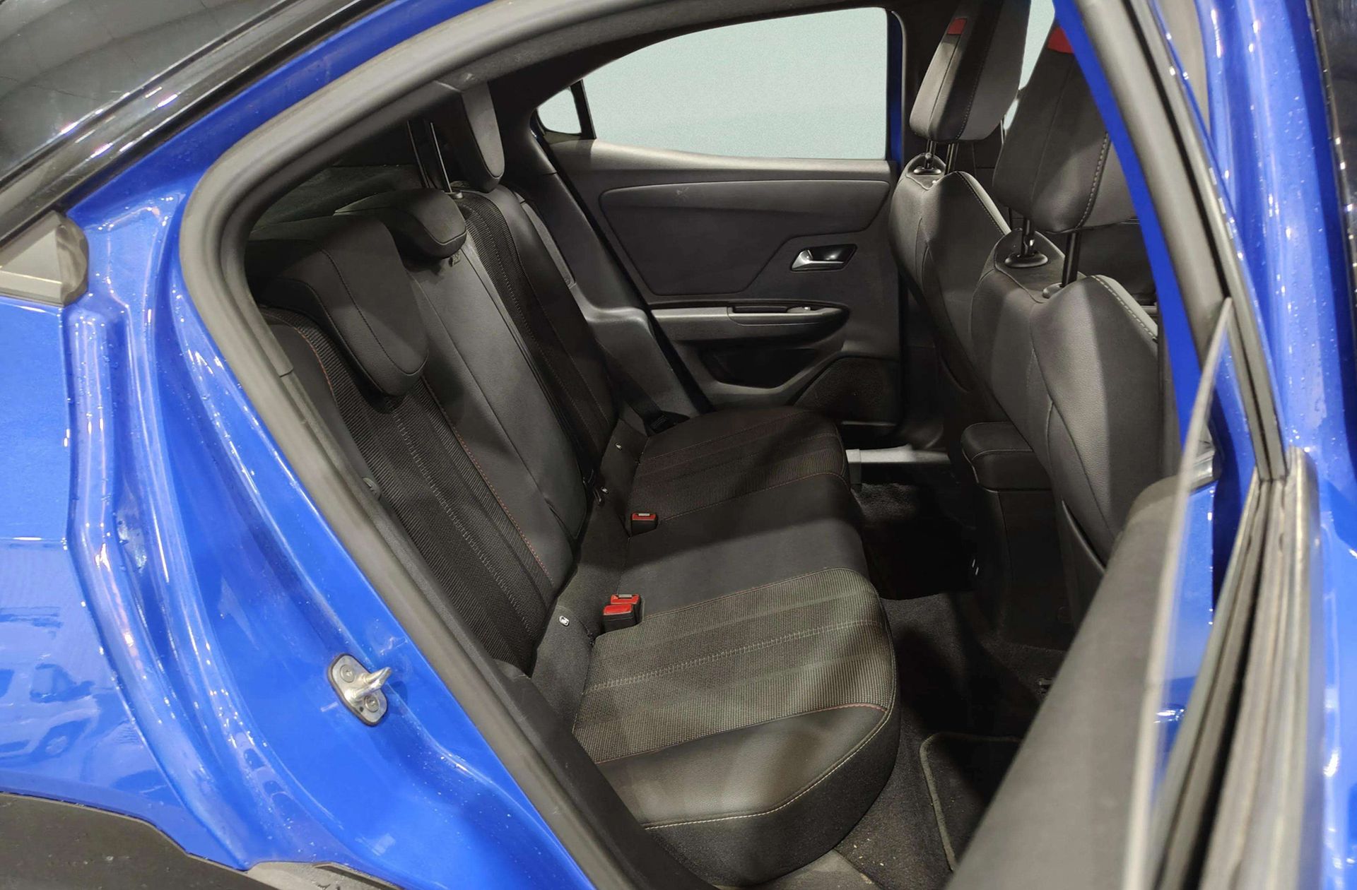 Opel Mokka 1.2 T GS - foto 18