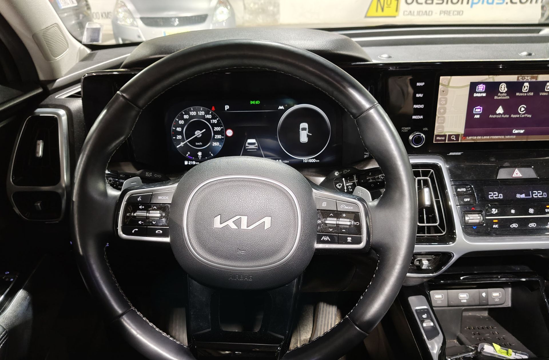Kia Sorento 2.2 CRDi Emotion 4x4 DCT - foto 31
