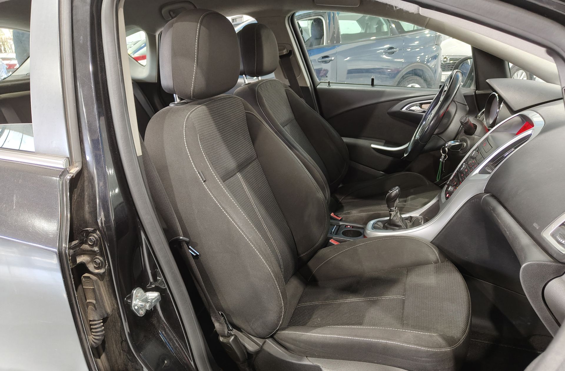 Opel Astra 1.4 Turbo Sport - foto 13