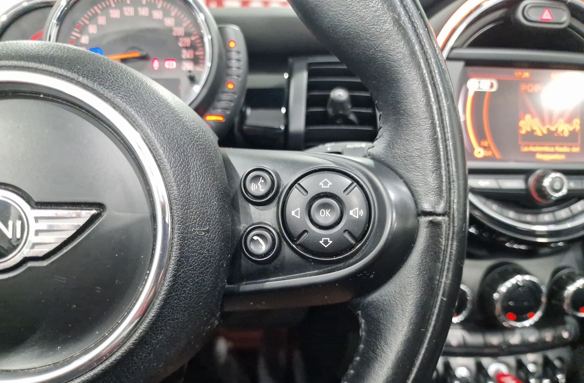 MINI Cooper Cabrio D - foto 28