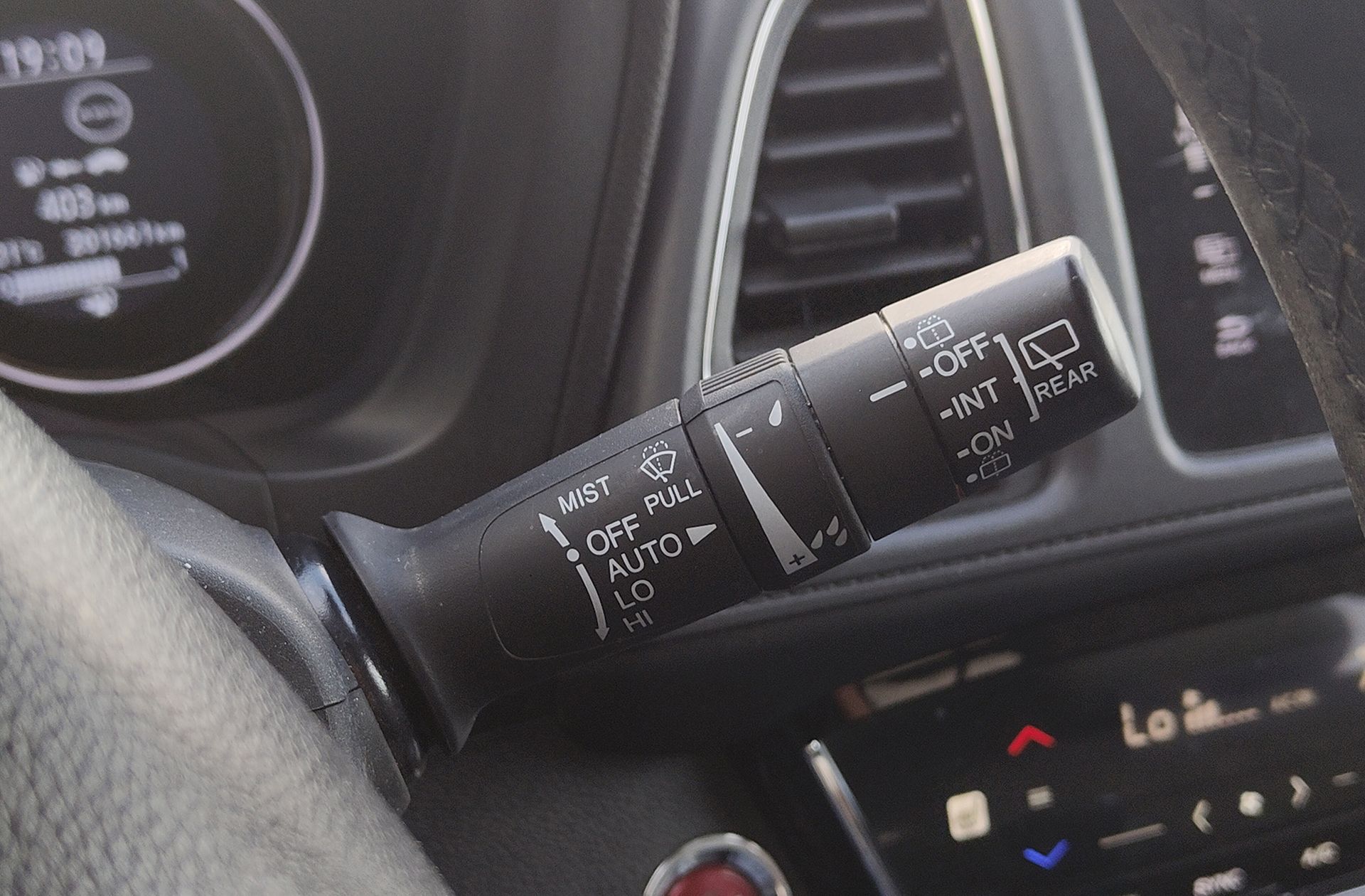 Honda HR-V 1.6 i-DTEC Executive - foto 32