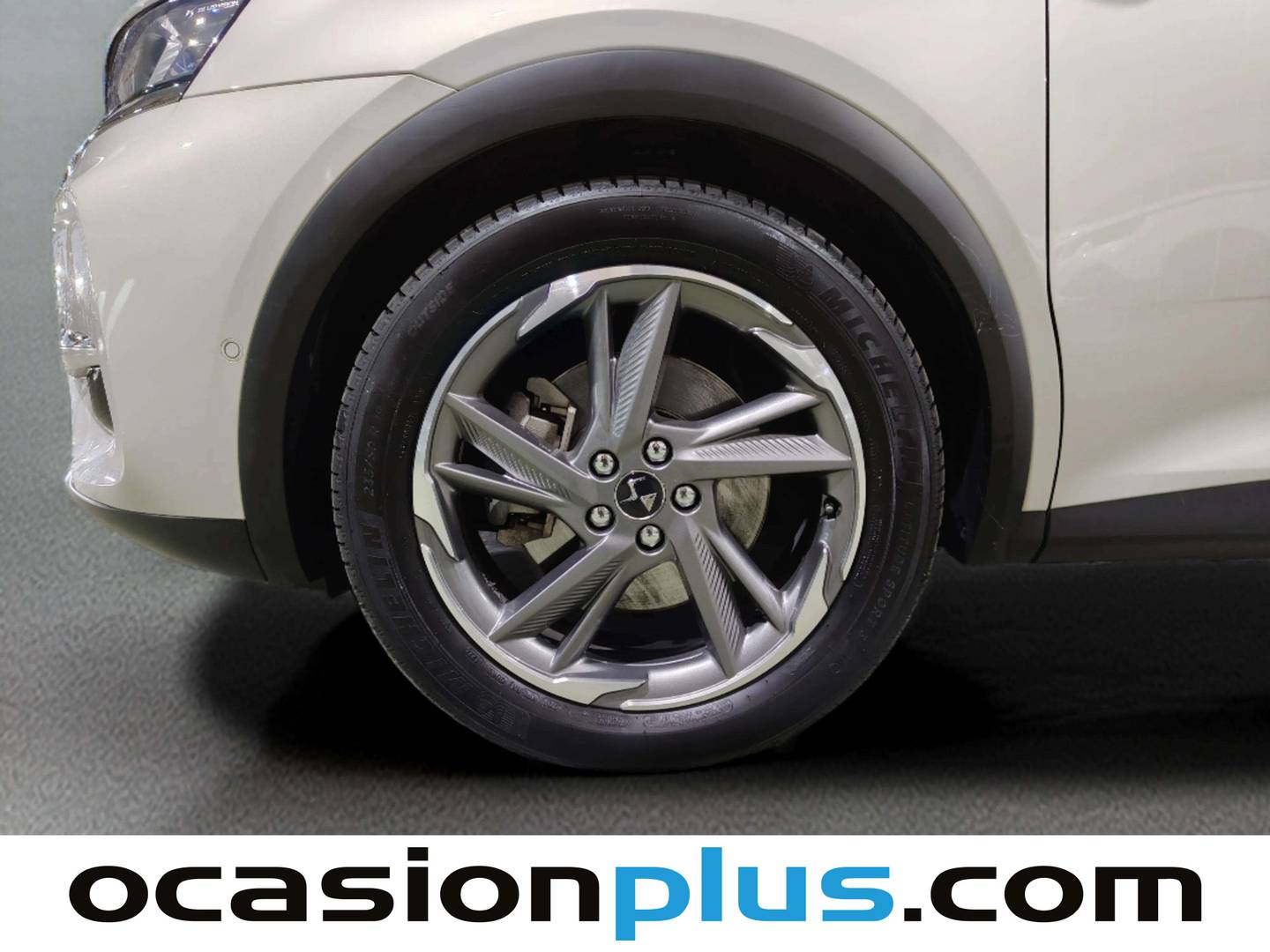 Foto DS DS 7 Crossback E-Tense DS DS7 Crossback E-Tense 225 Grand Chic Auto  (225 CV)