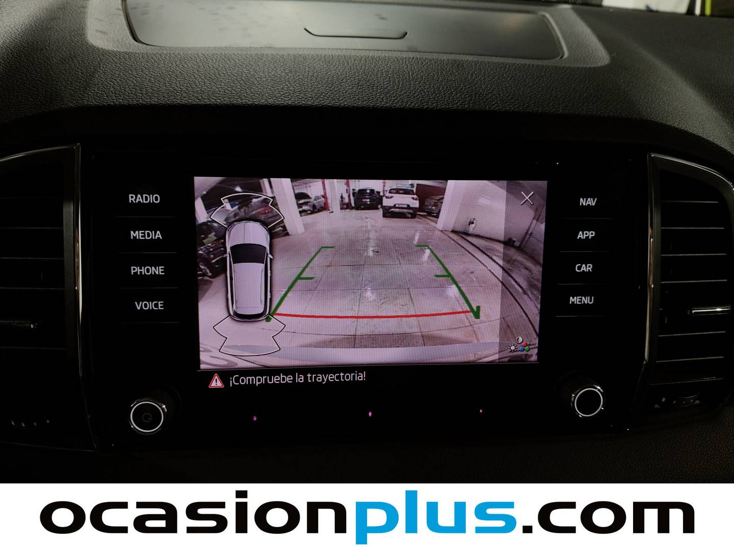 Foto Skoda Karoq Skoda Karoq 1.5 TSI ACT Ambition (150 CV)