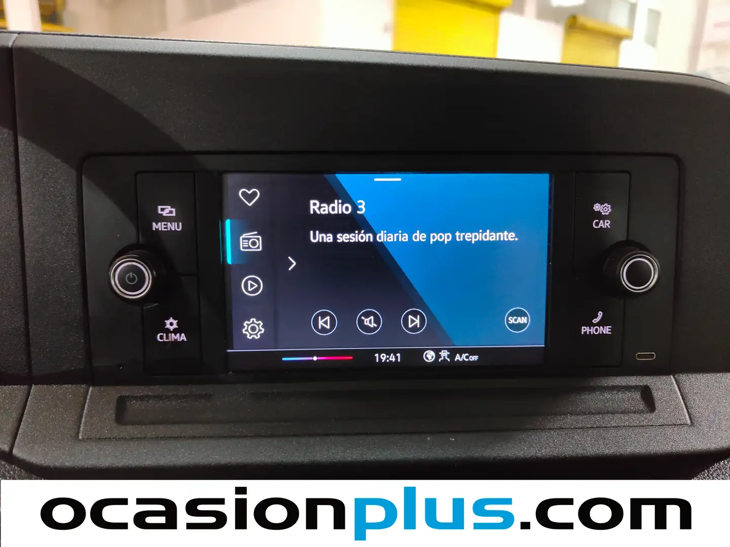 Foto Volkswagen Caddy Volkswagen Caddy Kombi Kombi 2.0 TDI (102 CV)