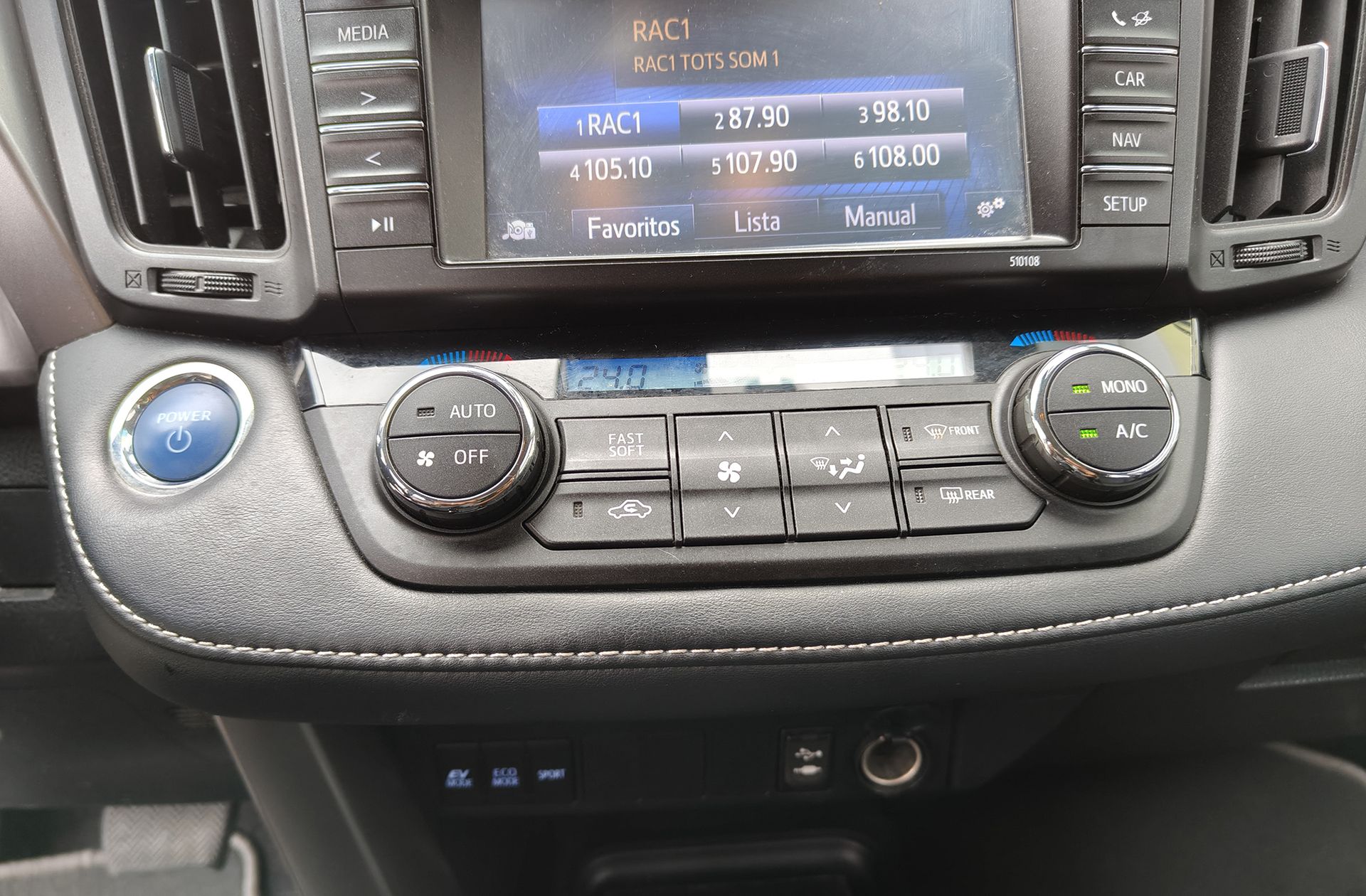 Toyota RAV4 2.5l hybrid Advance 2WD - foto 29