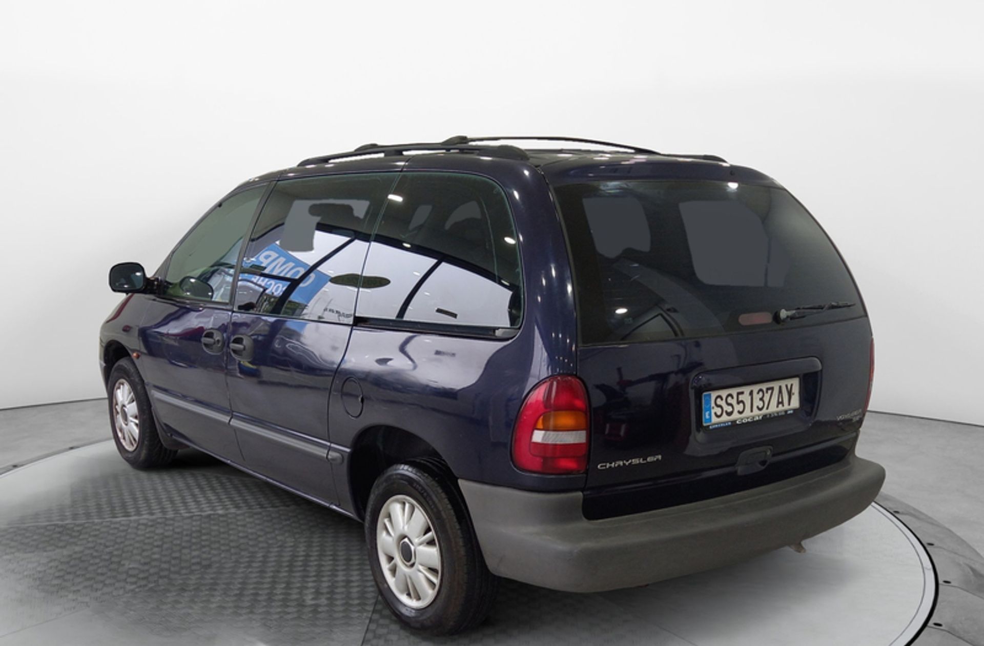 Chrysler Voyager 2.4 SE - foto 4