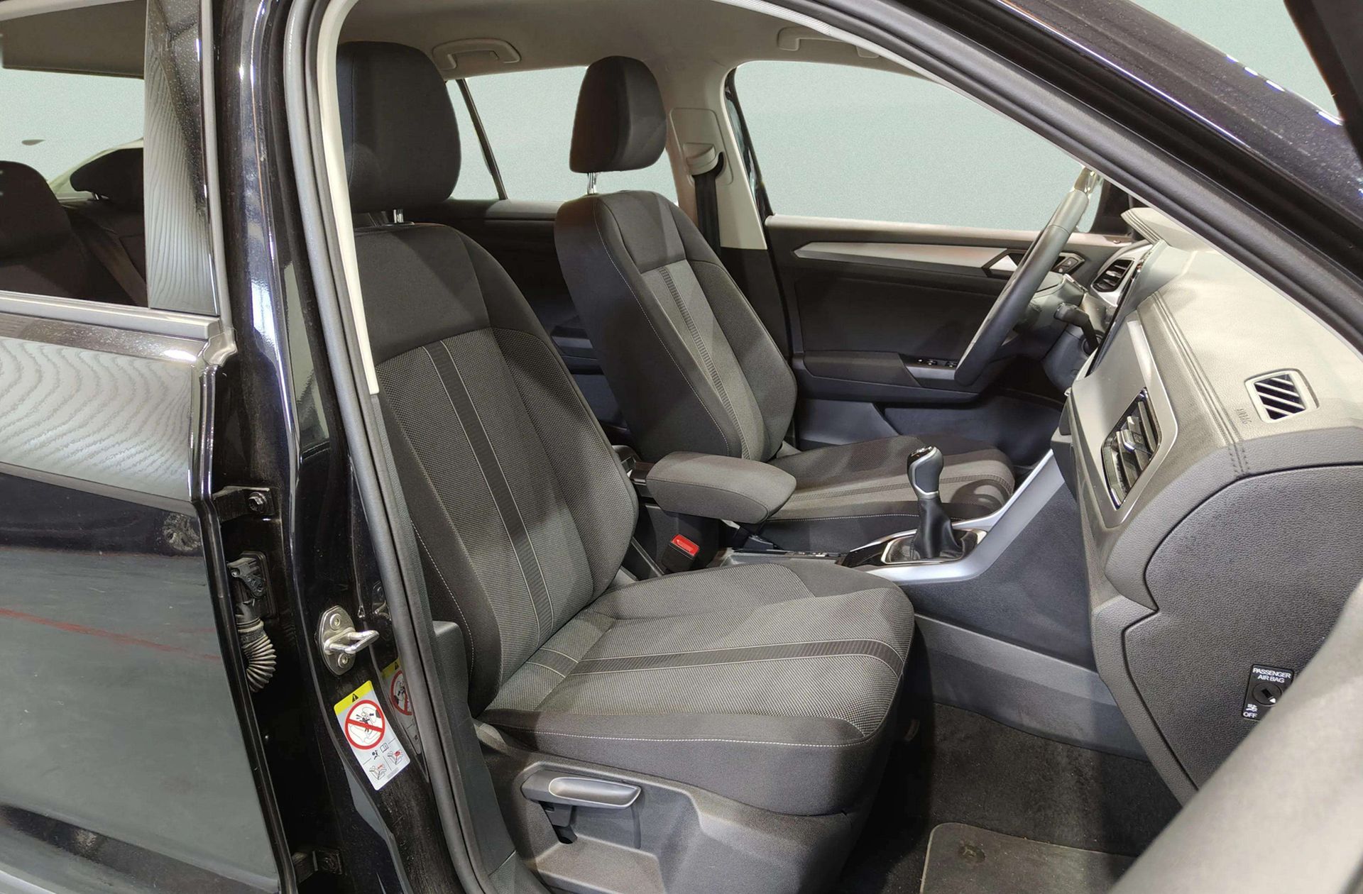 Volkswagen T-Roc "Más" 1.0 TSI - foto 18