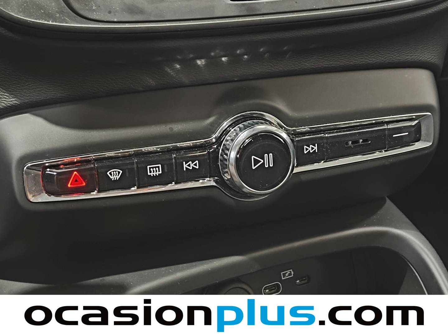 Volvo XC40 Volvo XC40 B3 G Essential Auto (163 CV) híbrido