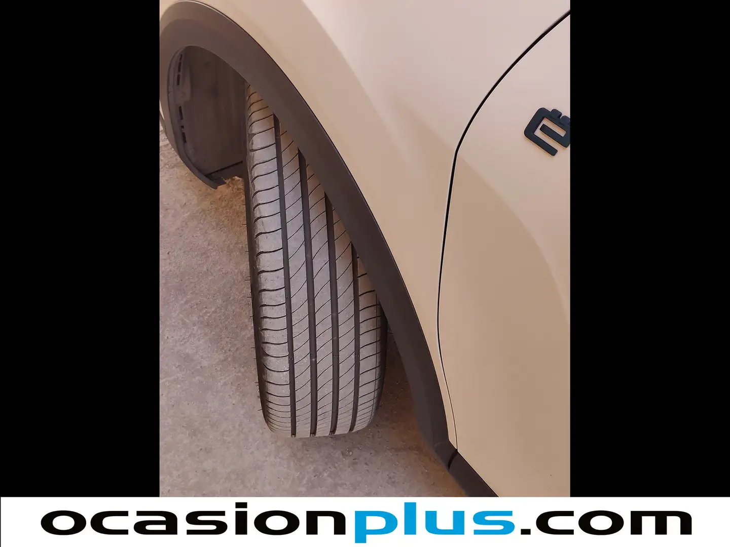 Foto Citroën ë-C4 Citroen ë-C4 eléctrico 50kWh Shine (136 CV)