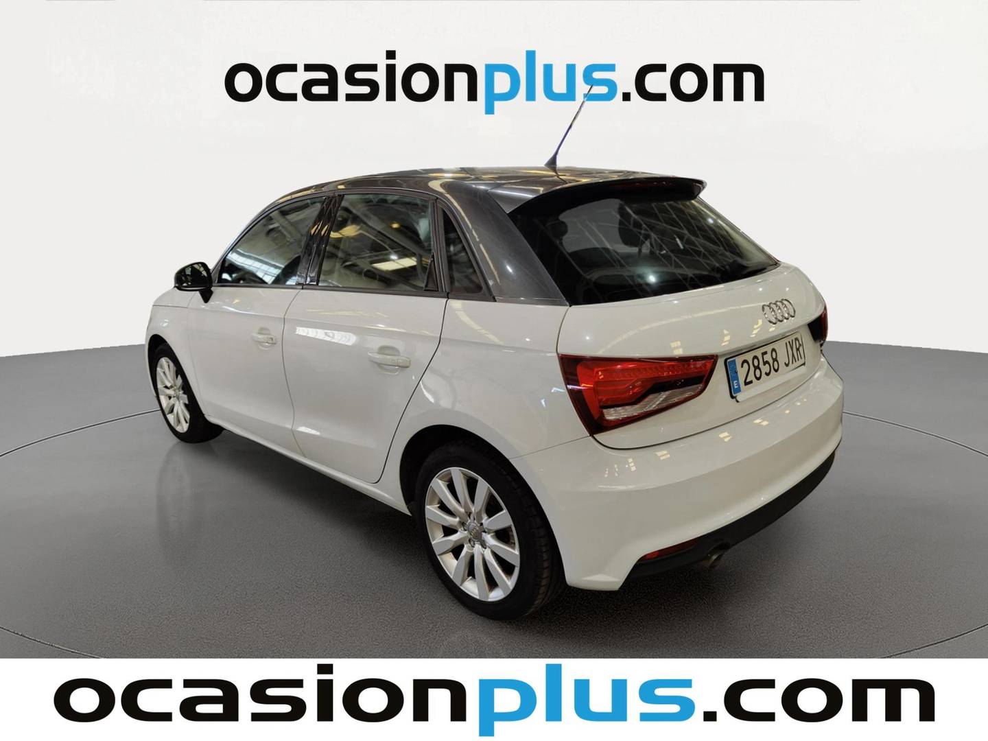 Foto trasera Audi A1 Audi A1 Sportback Attraction 1.6 TDI (116 CV) izquierda