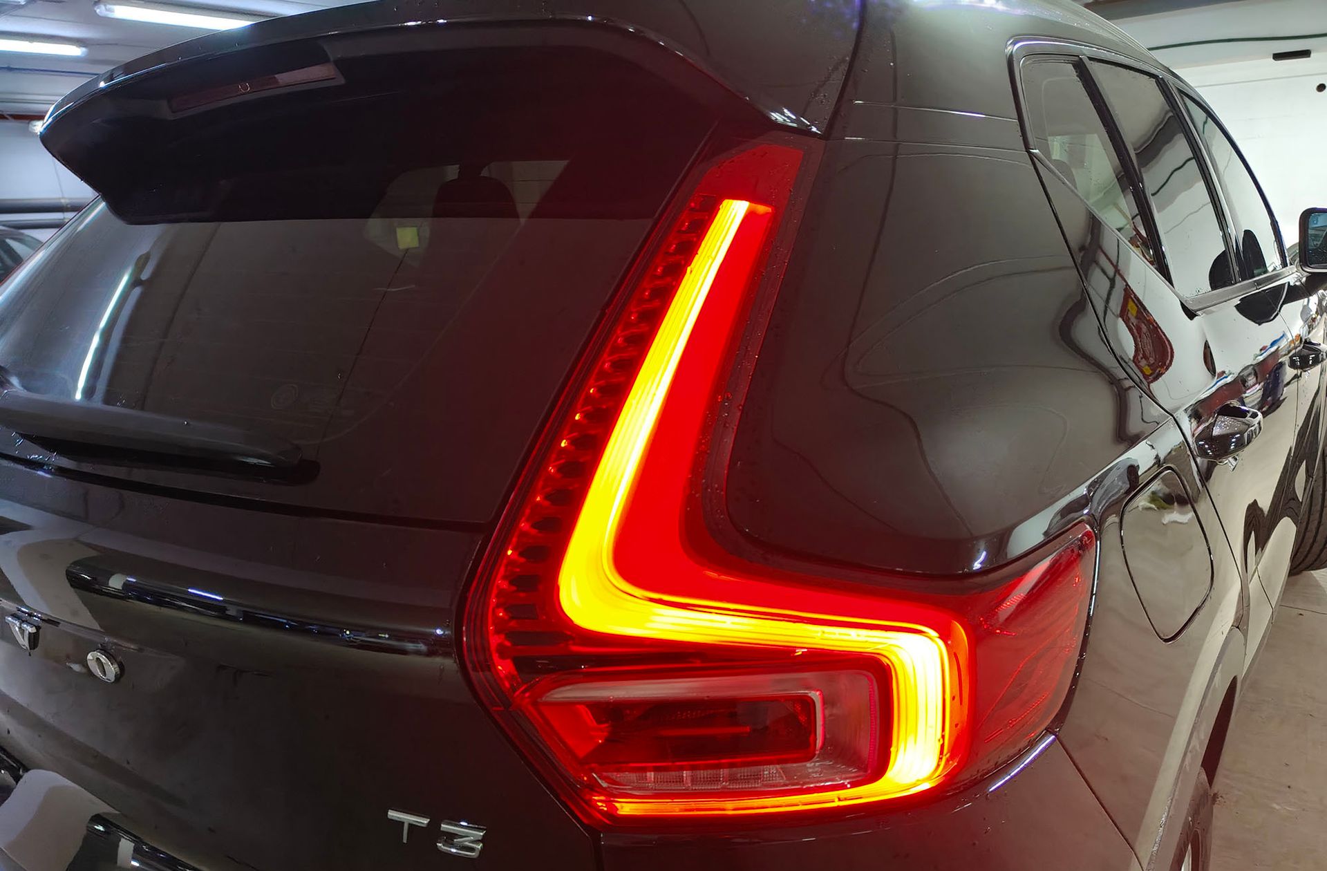 Volvo XC40 T3 Business Plus - foto 17
