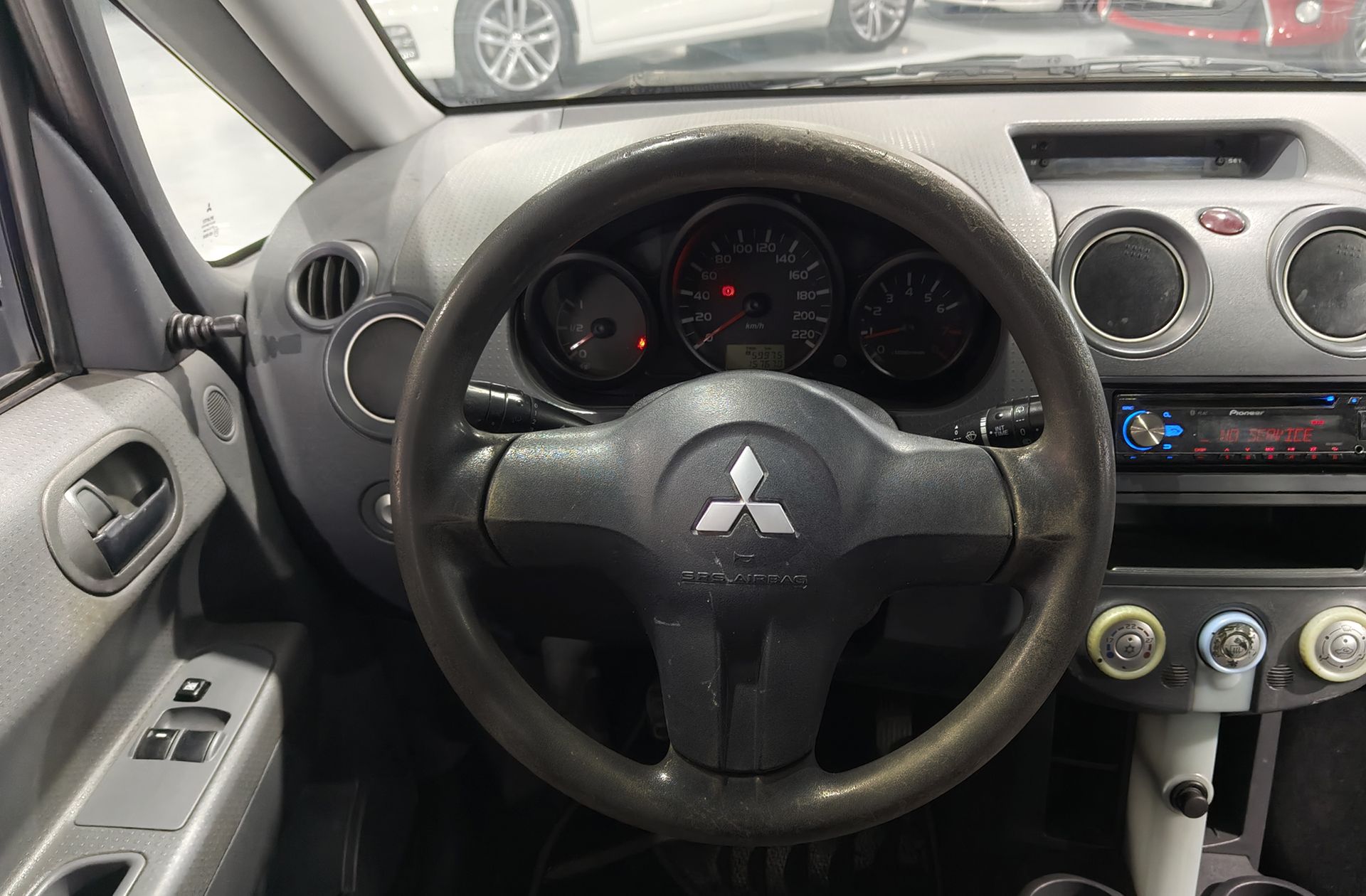 Mitsubishi Colt 1.1 12v Invite - foto 17