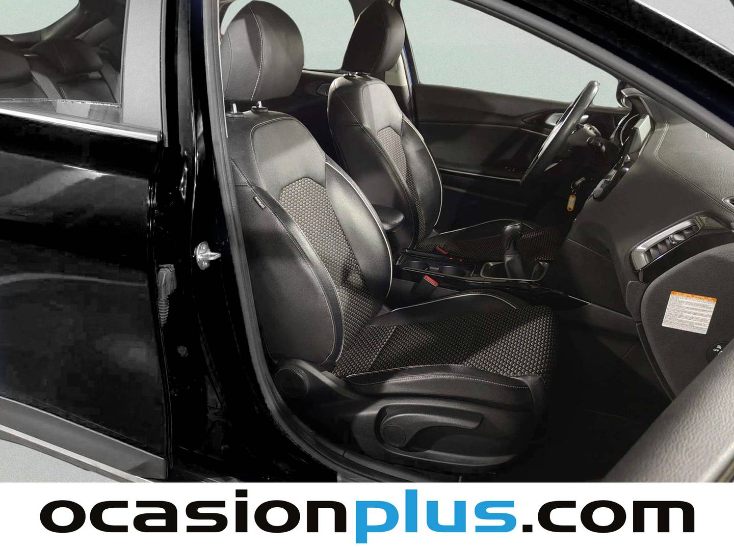 Foto KIA XCeed Kia XCeed 1.5 MHEV iMT Tech (160 CV)