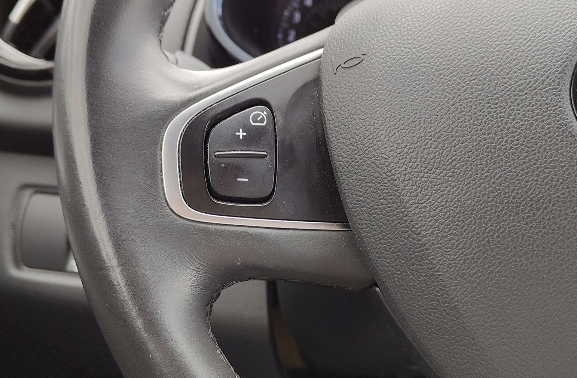 Renault Clio Zen Energy TCe EDC - foto 24