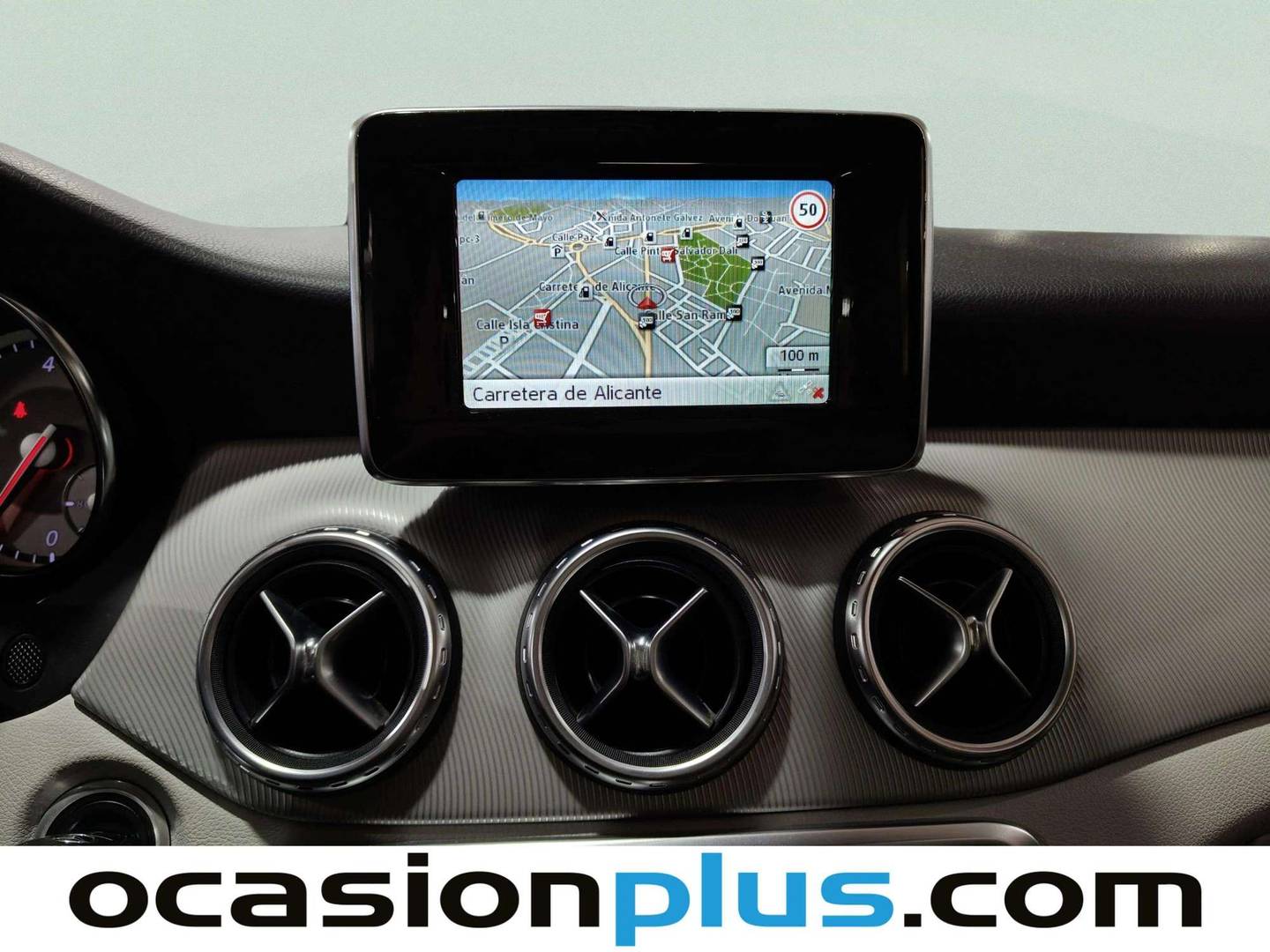 Equipamiento del Mercedes GLA Mercedes GLA GLA 200 CDI Style (136 CV)