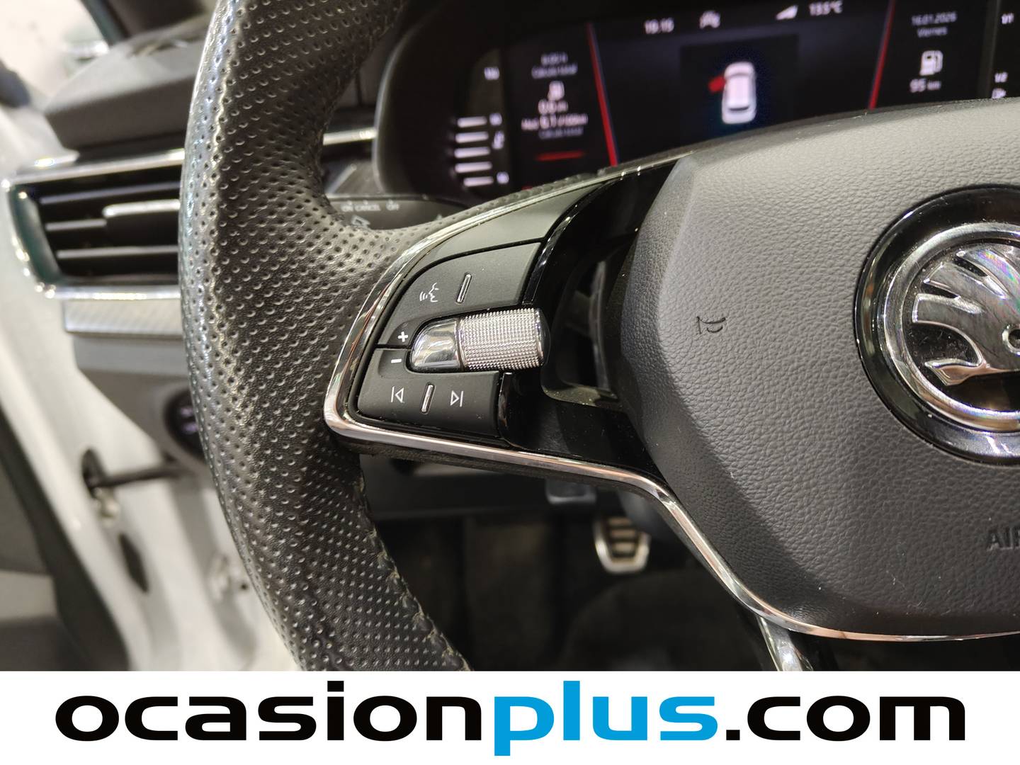 Foto Skoda Kamiq Skoda Kamiq 1.5 TSI Montecarlo (150 CV)