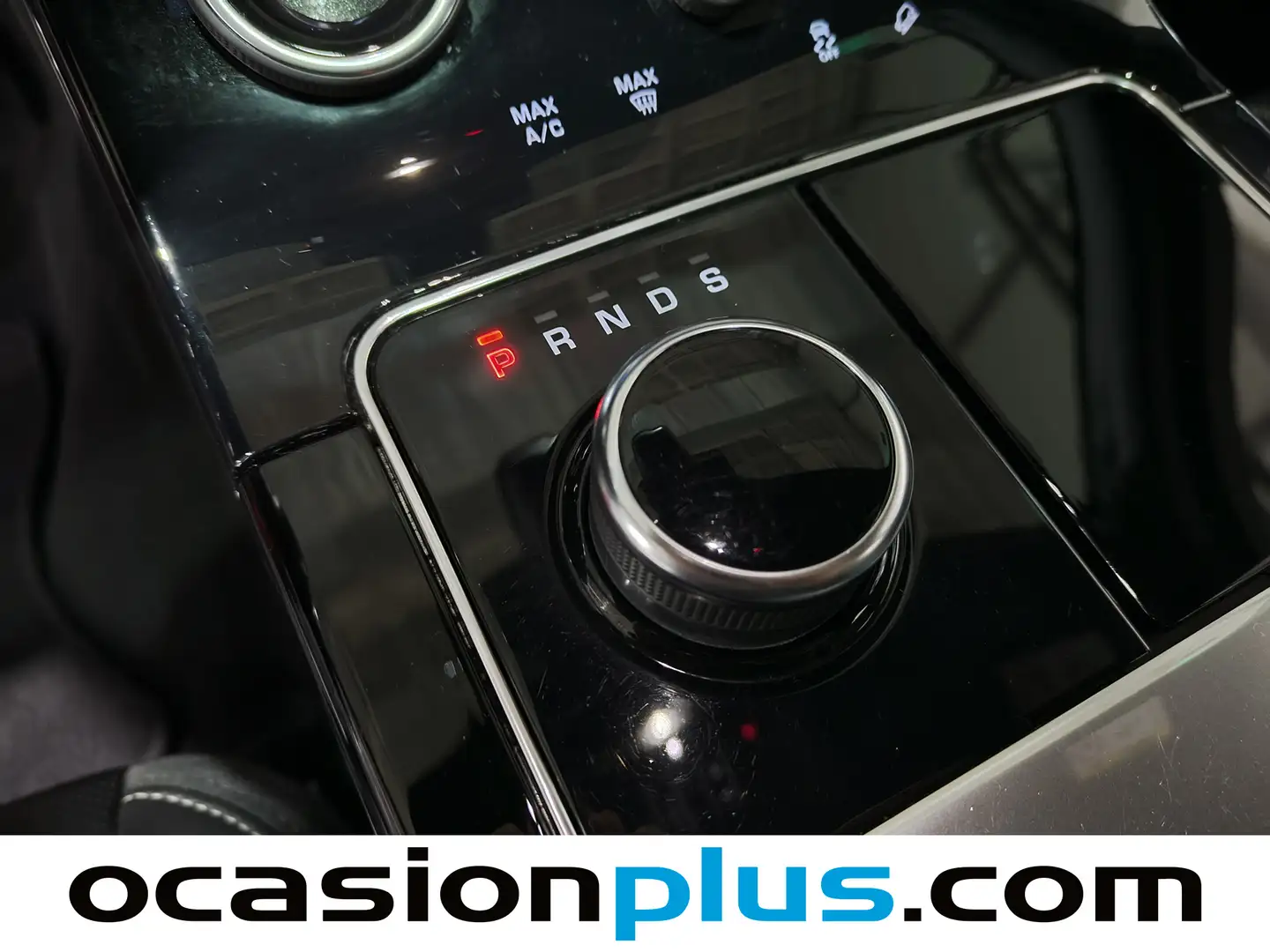 Foto Land Rover Range Rover Velar Land Rover Range Rover Velar P250 R-Dynamic 4WD Auto (250 CV)