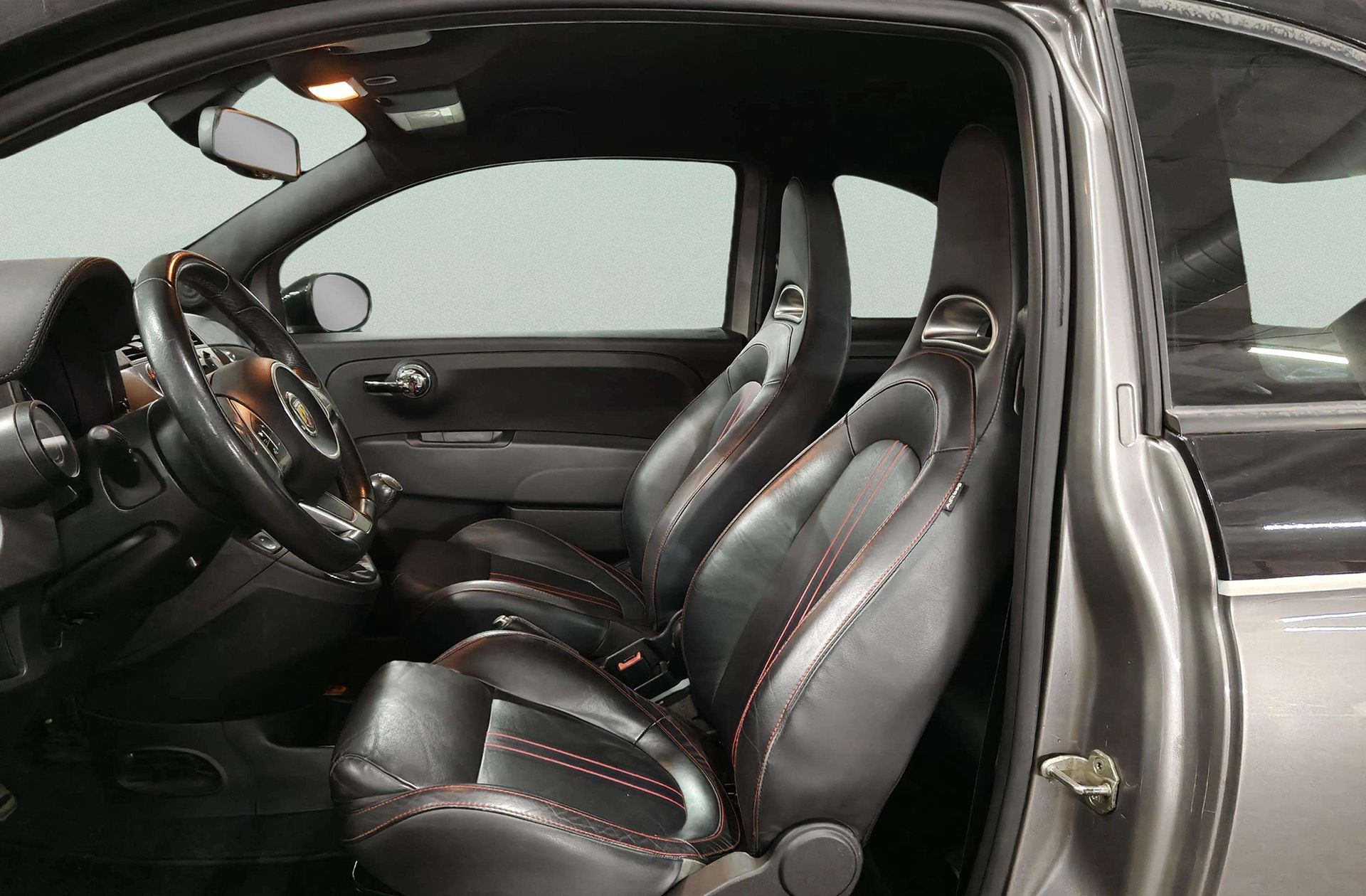Abarth 500 1.4 16v T-Jet - foto 9