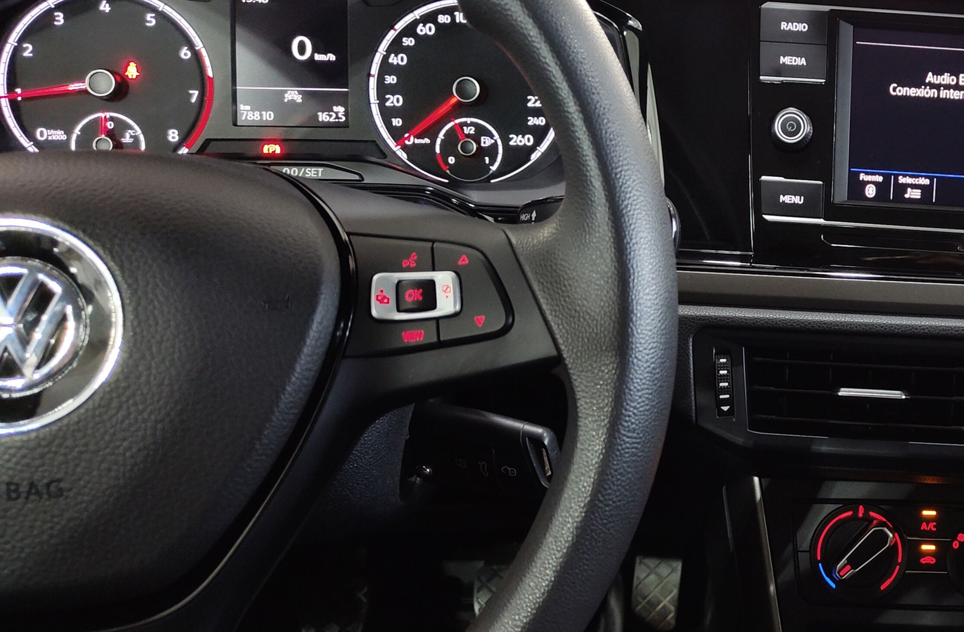 Volkswagen Polo Advance 1.0 TSI - foto 25