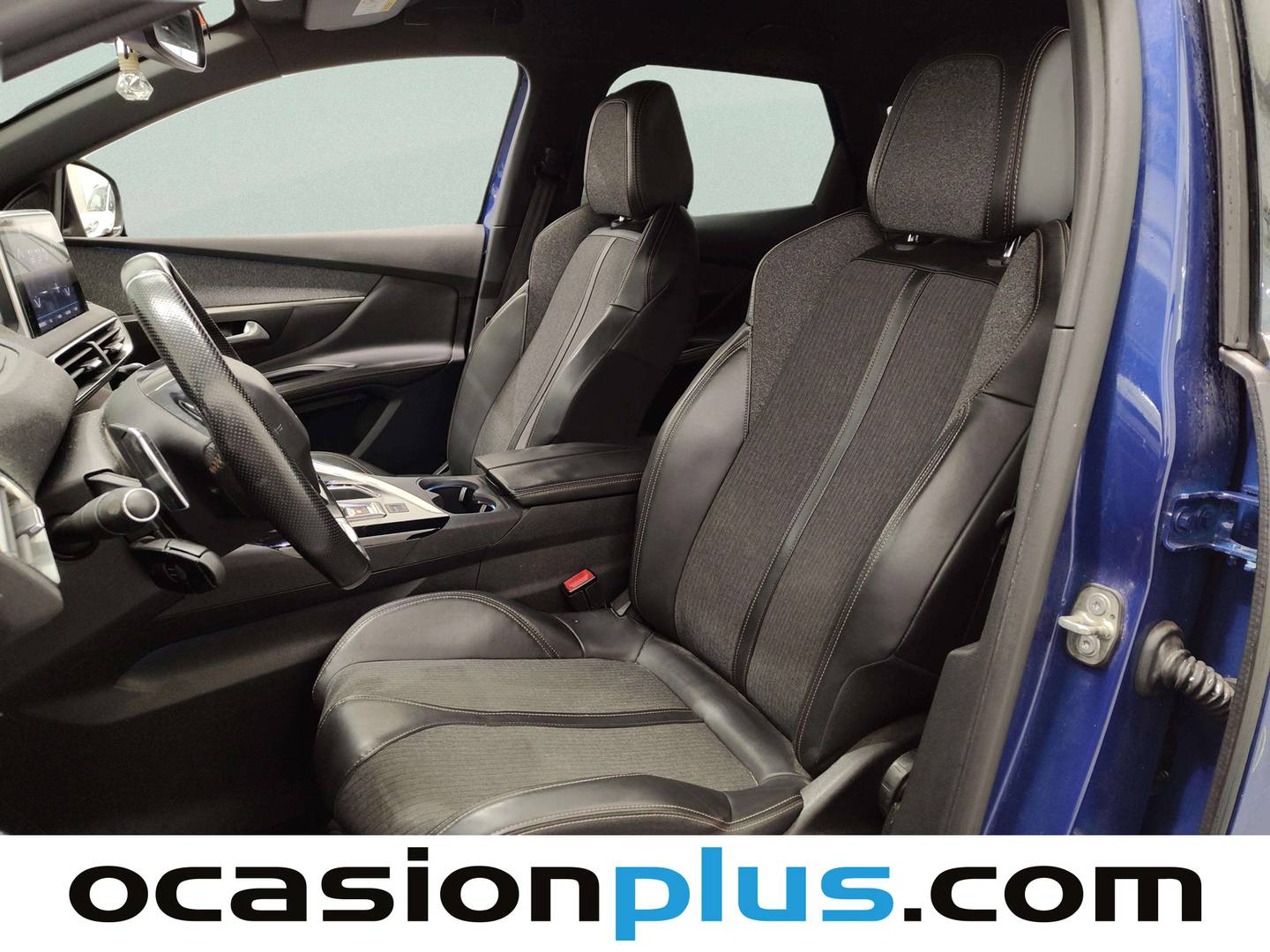 Foto asientos delanteros Peugeot 3008 Peugeot 3008 BlueHDI 130 S&S GT Line EAT8 (130 CV)