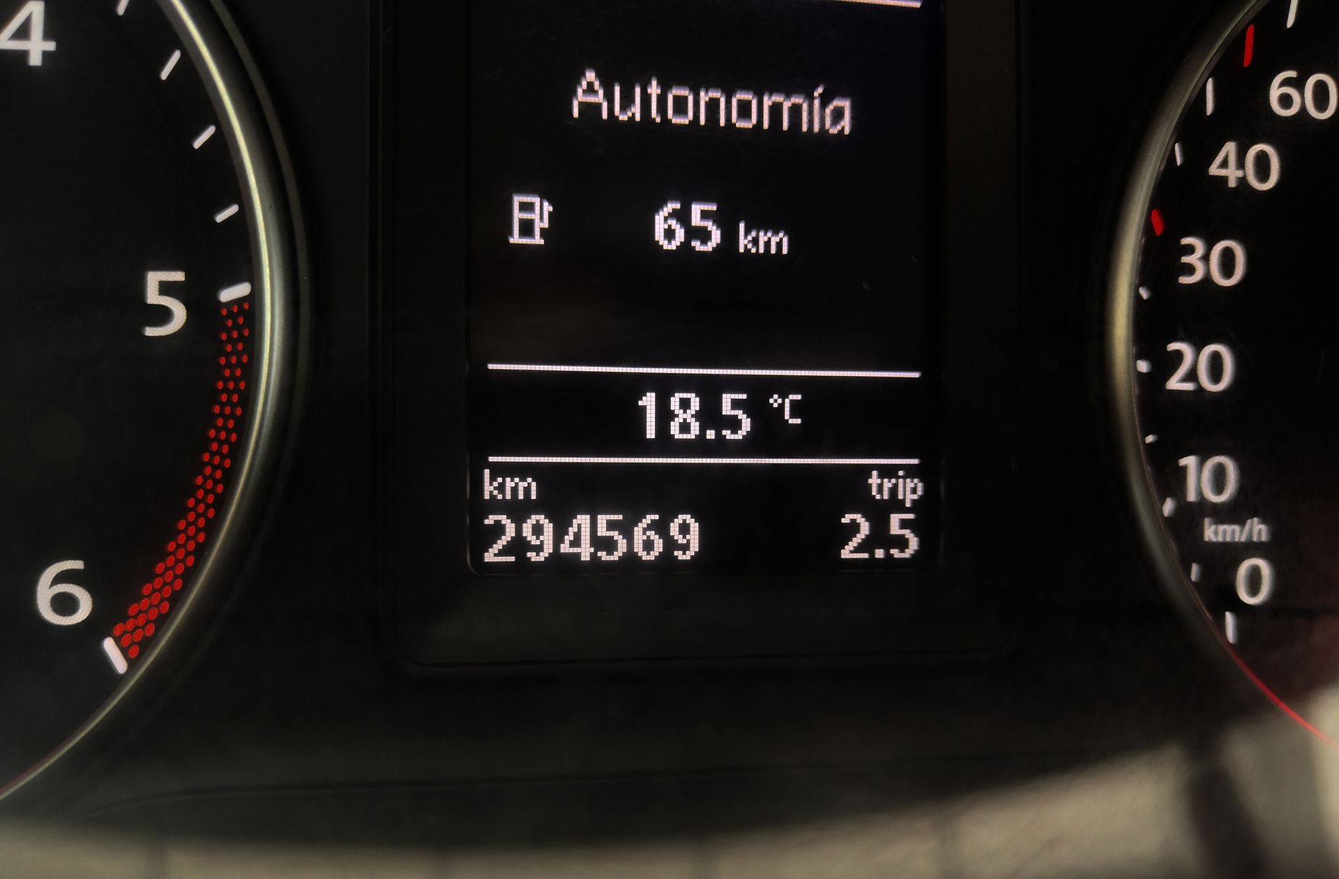 Volkswagen Caravelle Comfortline Batalla Corta 2.0 BiTDI 4Motion DSG 9 plazas - foto 8