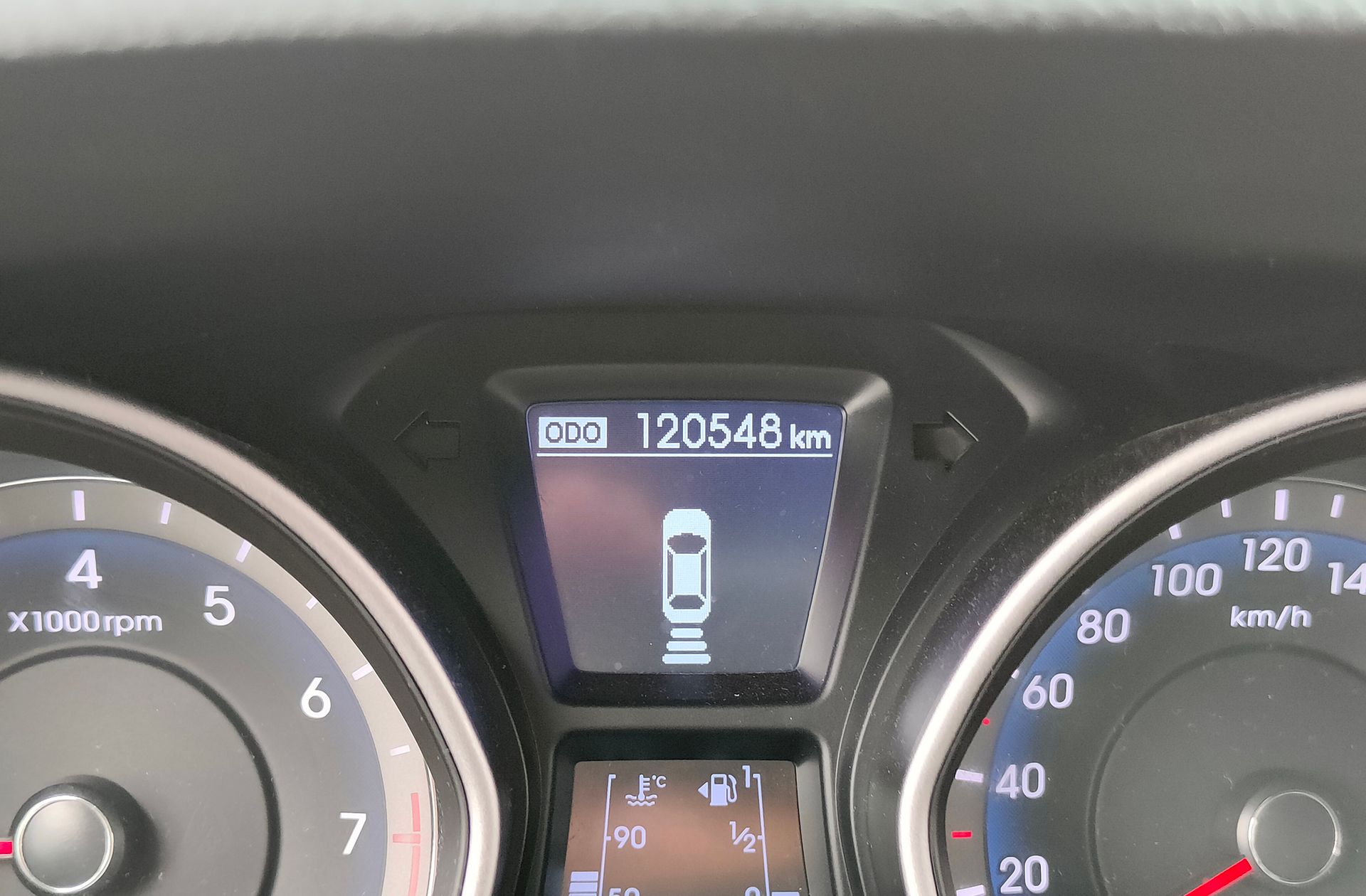 Hyundai i30 1.4 MPI BlueDrive Go! - foto 7