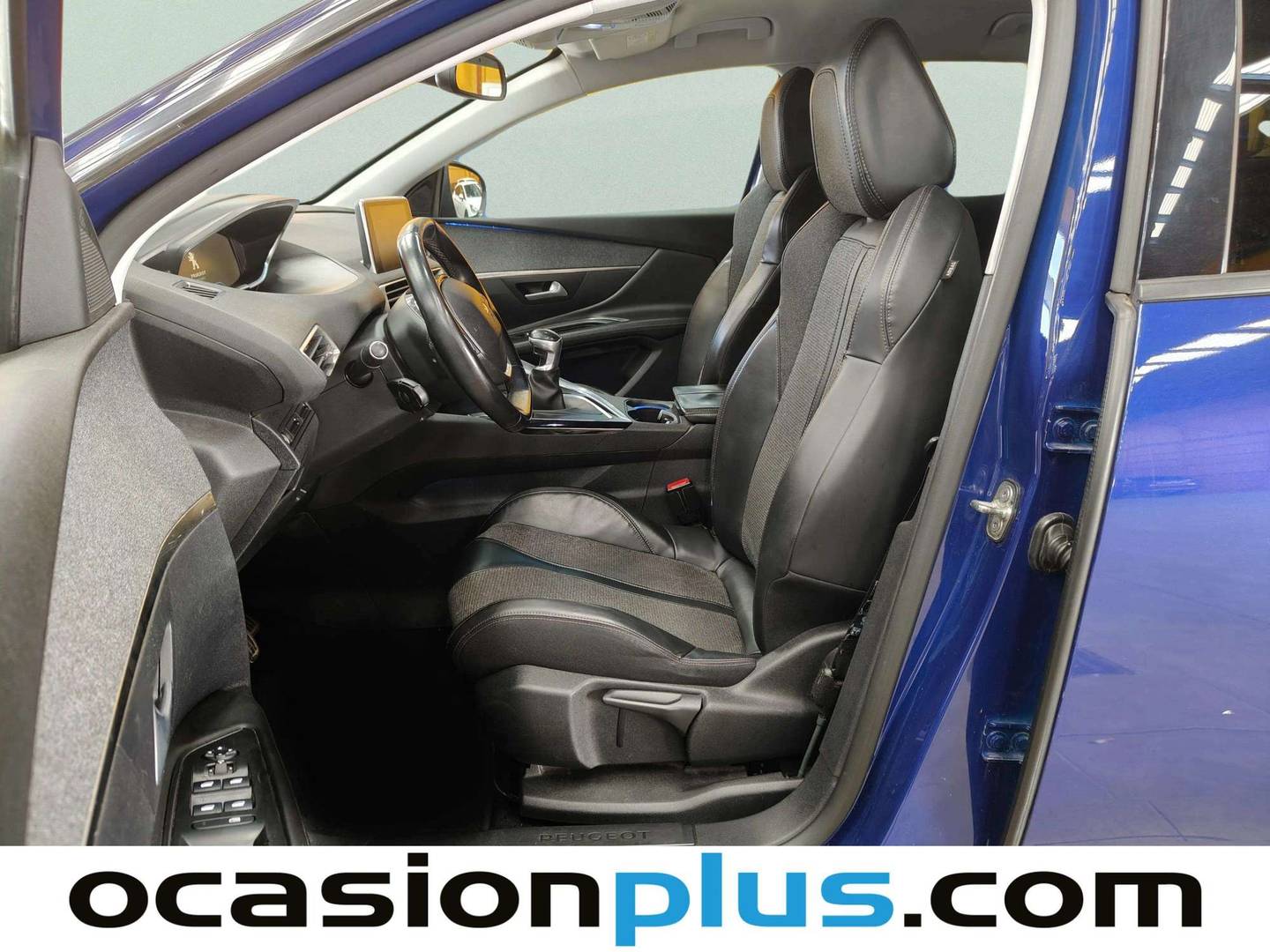 Foto asientos delanteros Peugeot 3008 Peugeot 3008 BlueHDI 120 S&S Allure (120 CV)