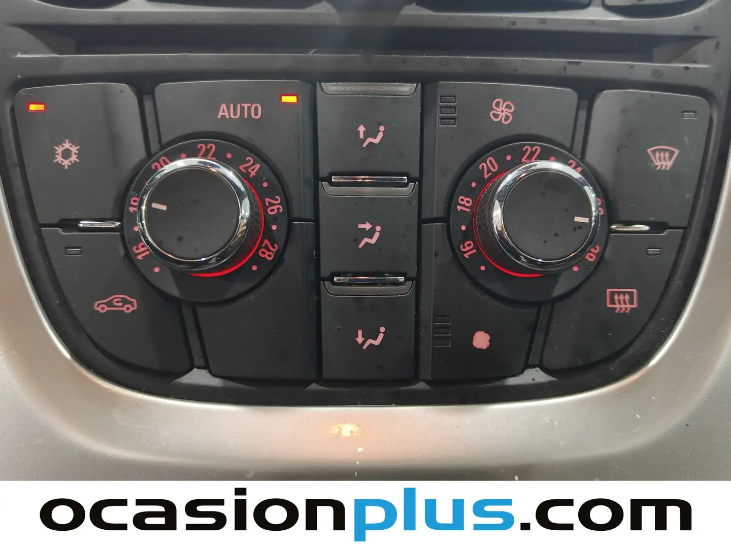 Foto Opel Astra Opel Astra 2.0 CDTI GTC S&S Sportive (165 CV)